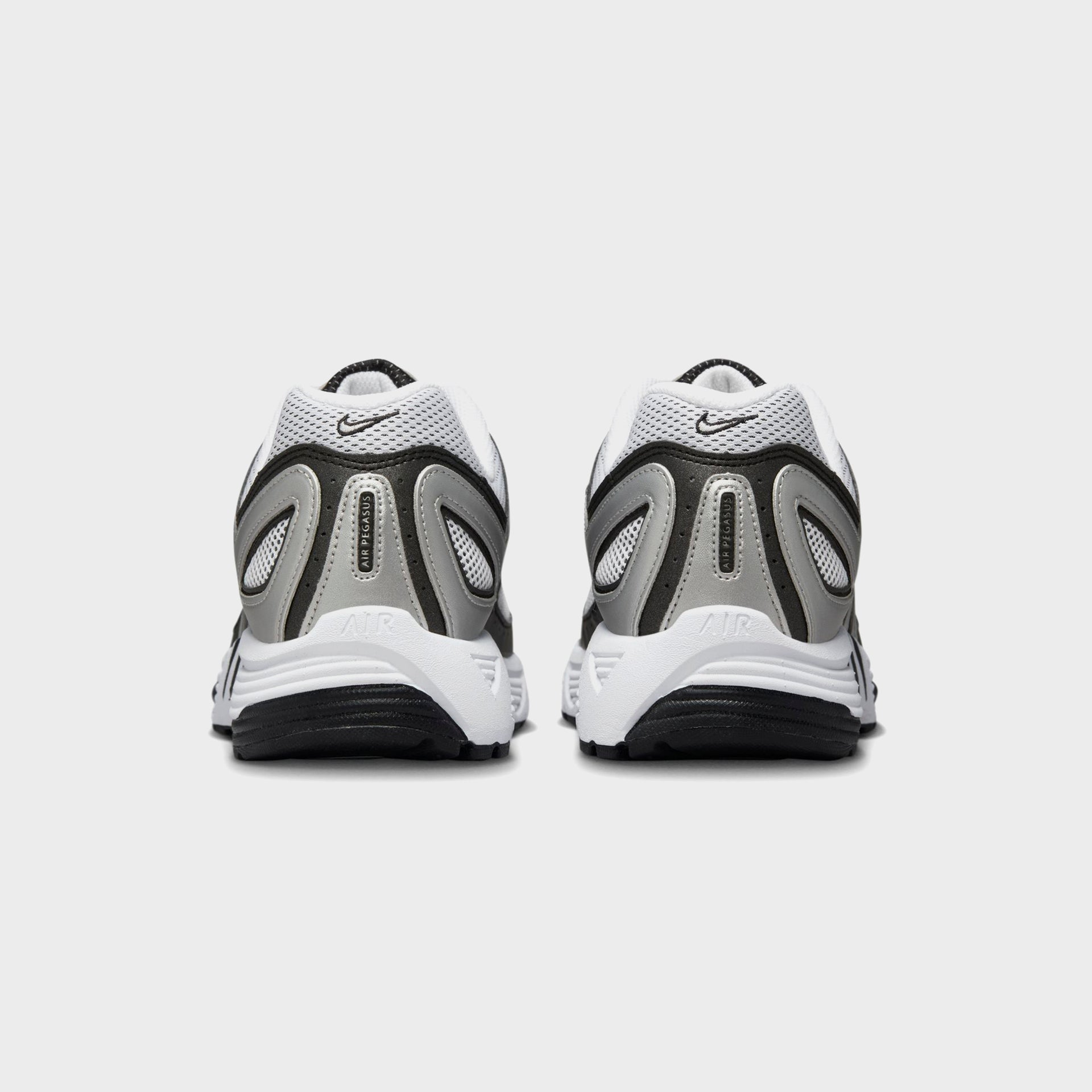 Nike Air Pegasus 2005 - Metallic Silver / White / Black