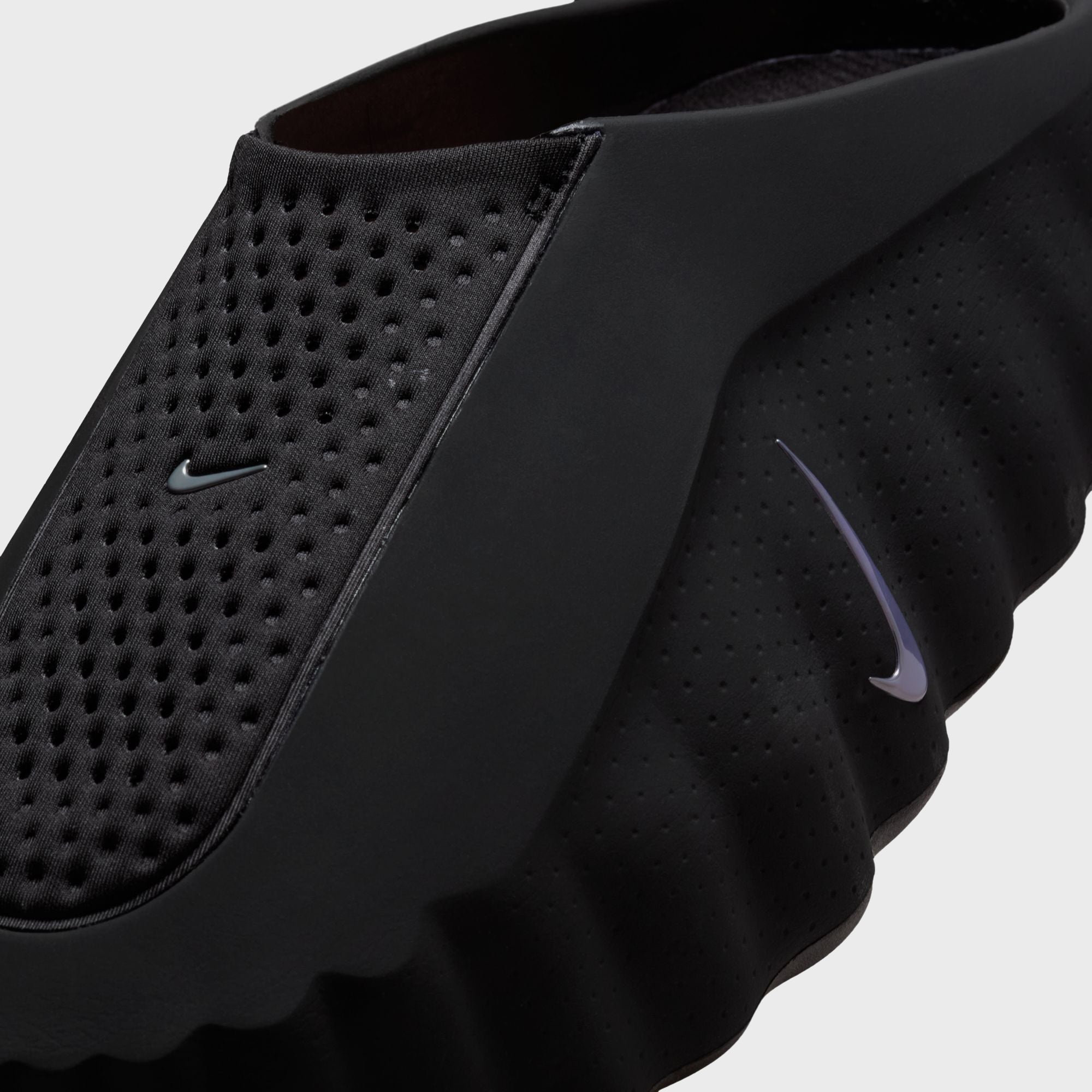 靴 NIKE MIND 001 BLACK HYPER CRIMSON 27cm Nike Mind 001 - Black / Hyper Crimson – Kith Canada