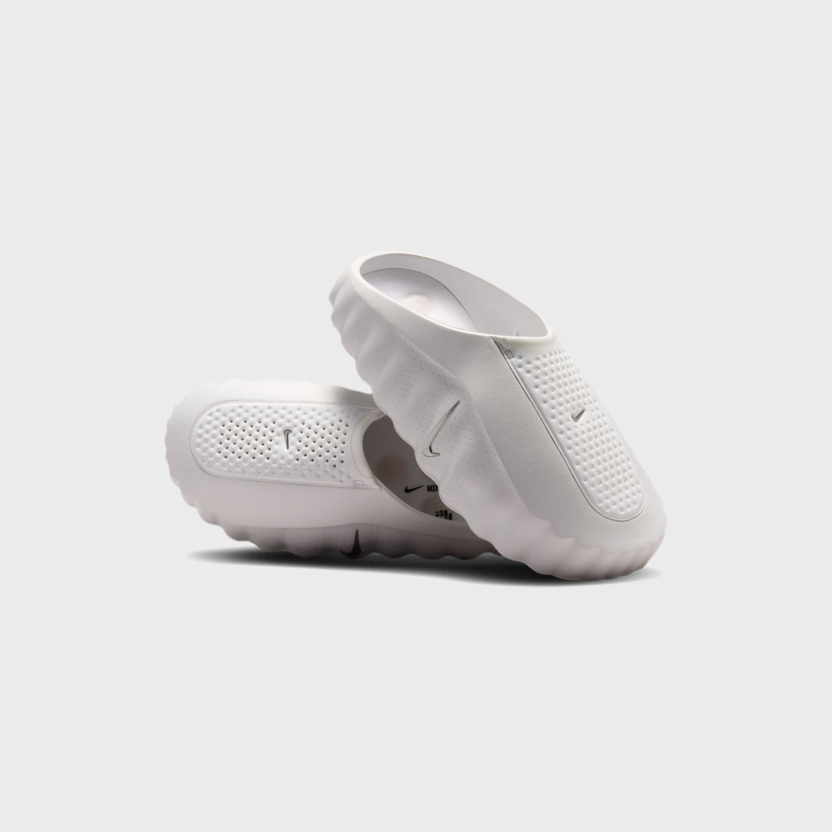 Nike WMNS Mind 001 - Summit White / Phantom / Light Orewood Brown / Metallic Silver