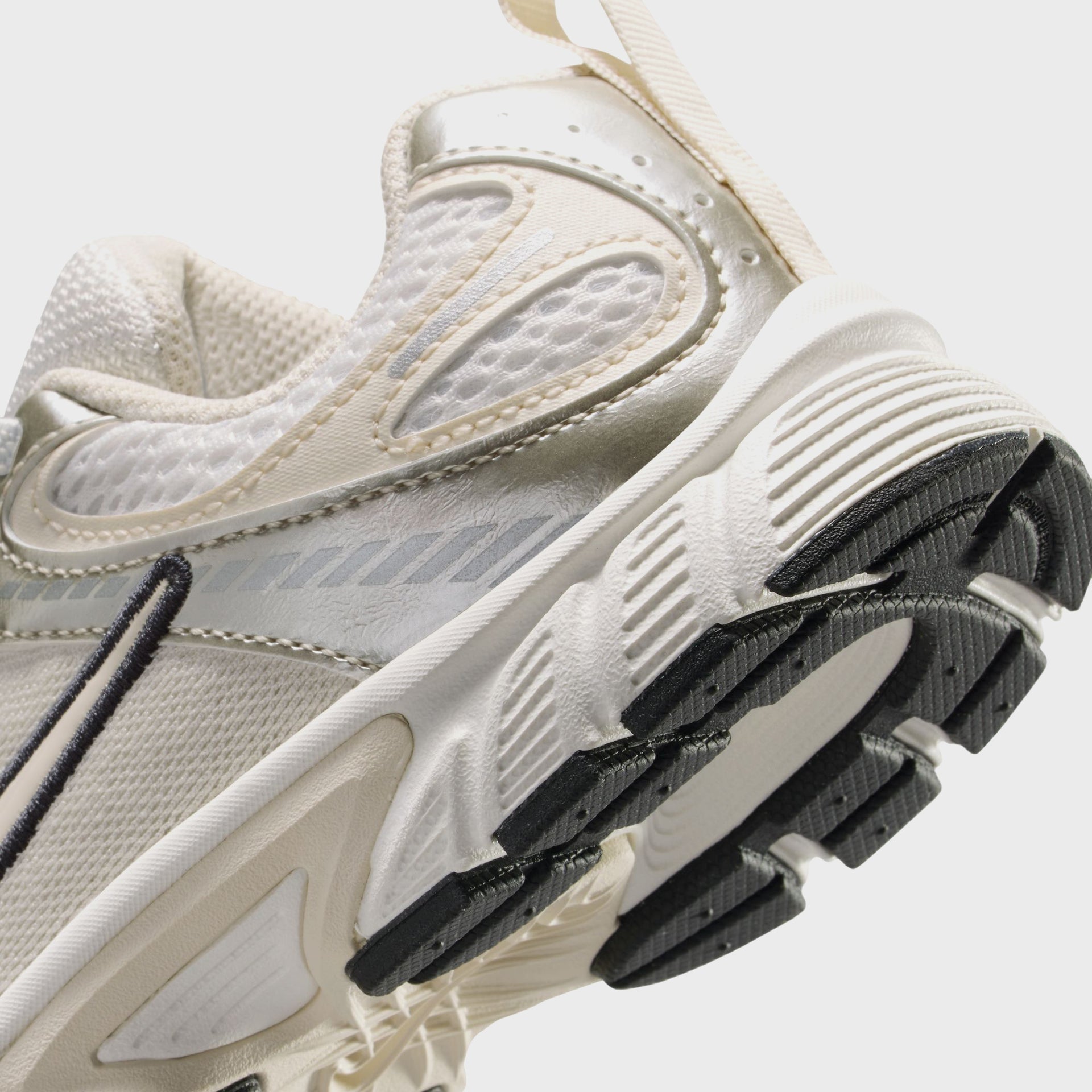 Nike V5 Rnr (Ps) Summit White/Lt Orewood Brn-Sail-