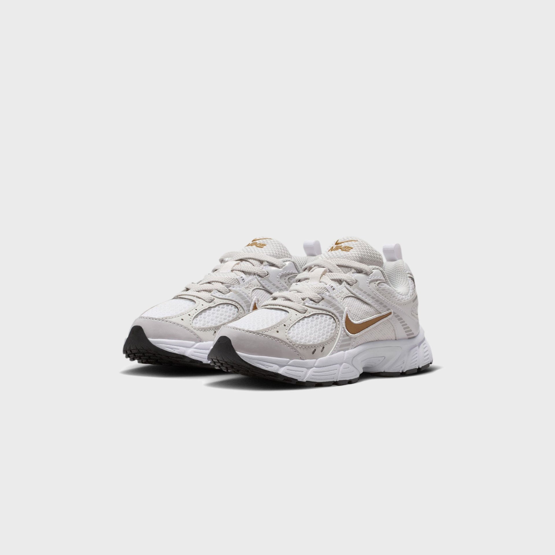 Nike PS V5 RNR - White / Metalic Gold / Metallic Silver