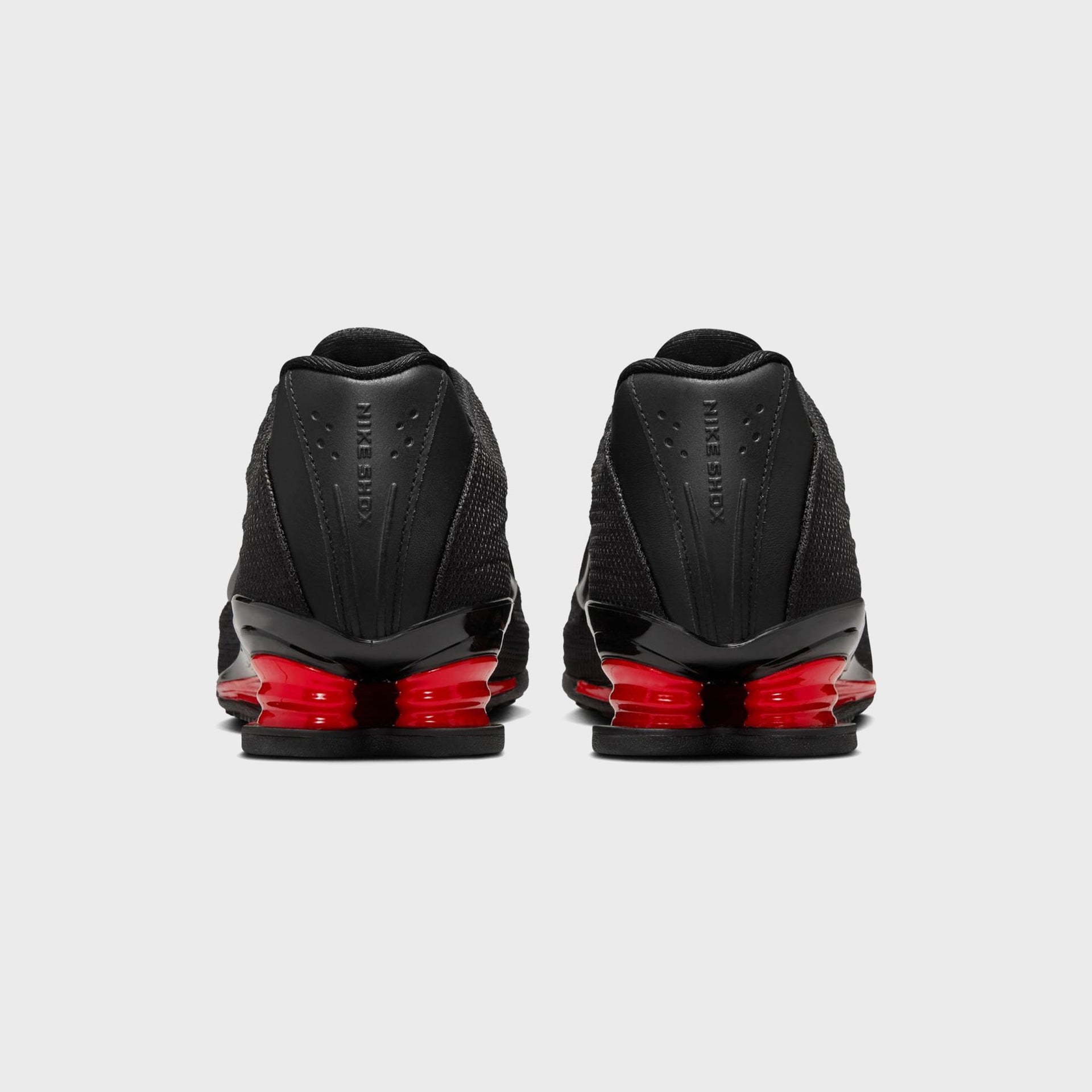 Nike WMNS Shox Z - Black / University Red