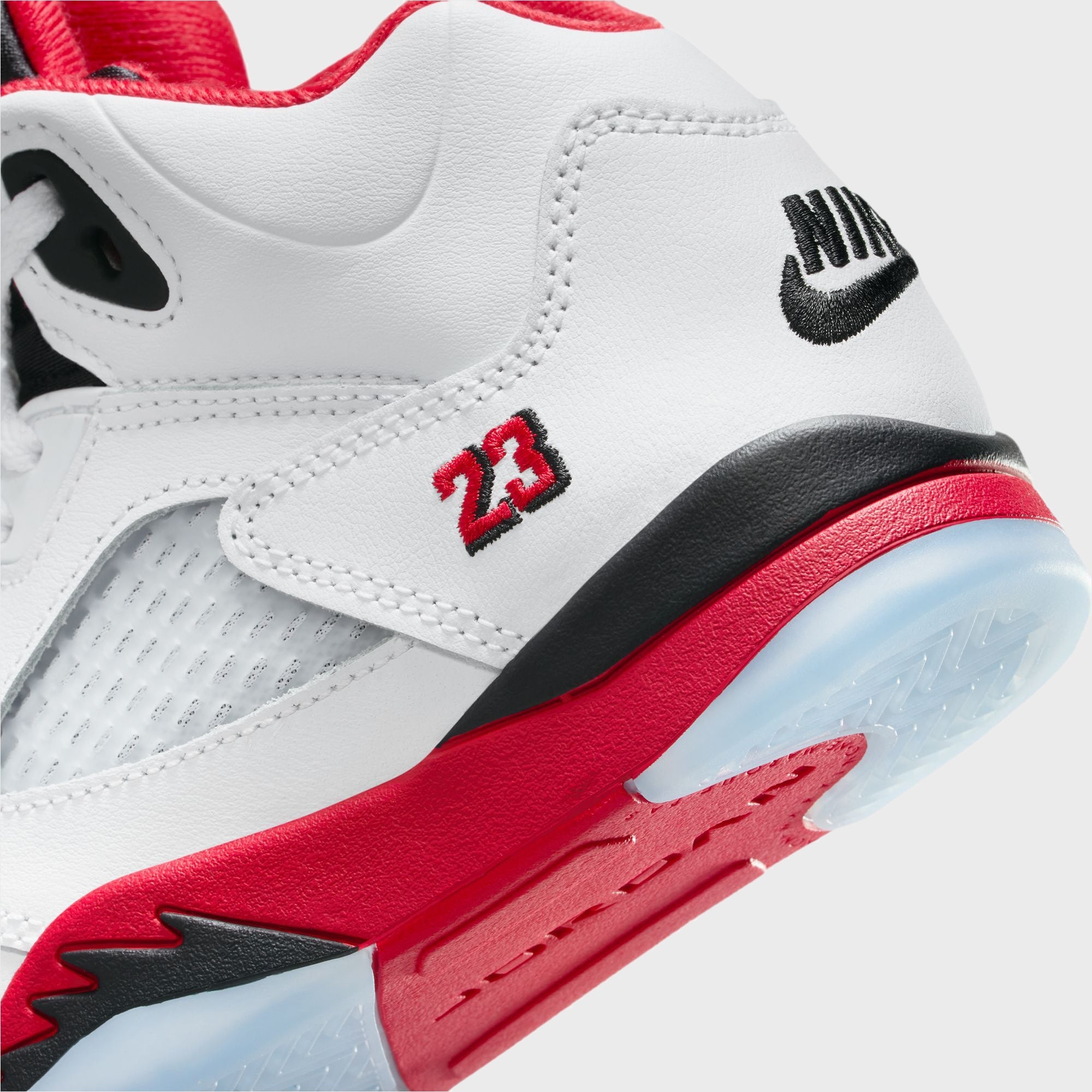 新品 21cm ナイキ ジョーダン 5 レトロ OG PS HQ7979-101 Nike PS Air Jordan 5 Retro OG - White / Fire Red / Black – Kith Canada