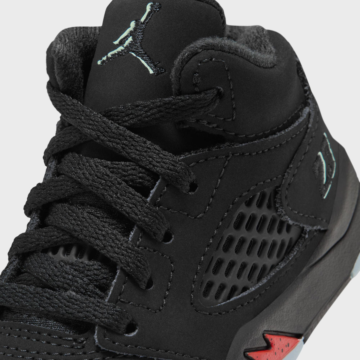 Jordan TD Jordan 5 Retro - Black / Picante Red / Glow In The Dark / Multi Color