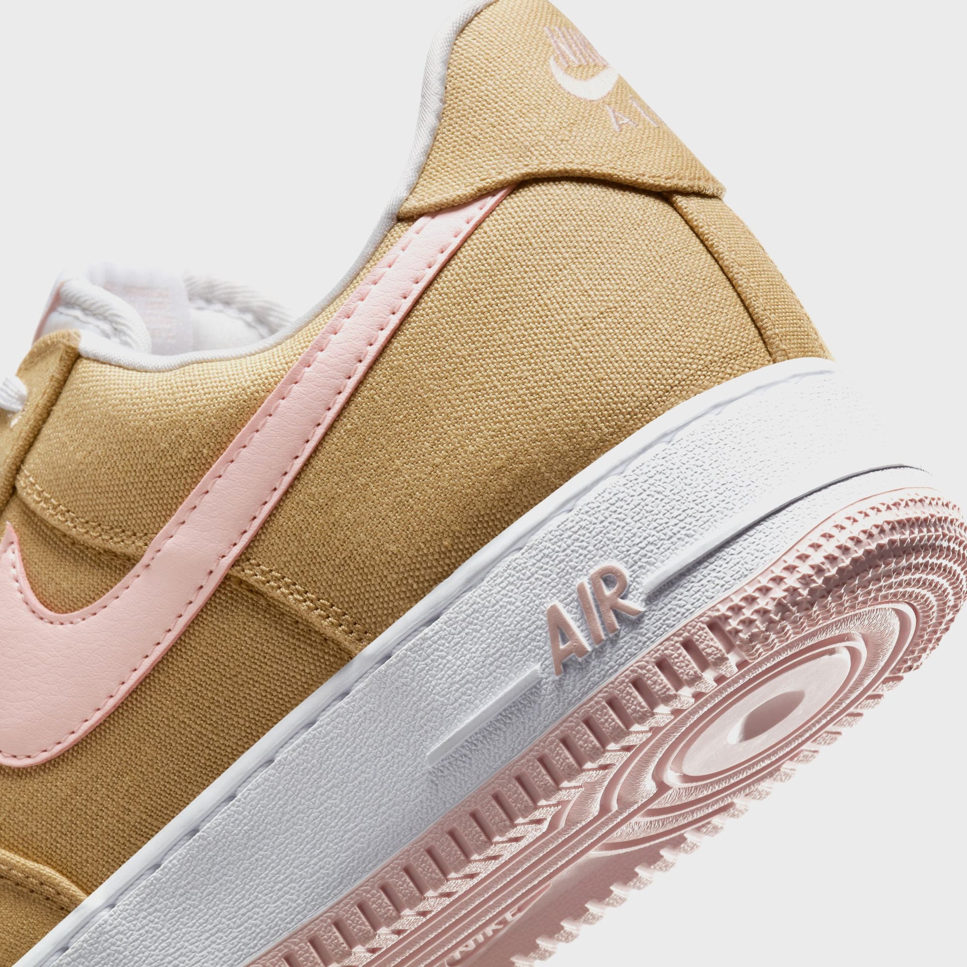 Nike Air Force 1 Low - Linen / White / Atmosphere