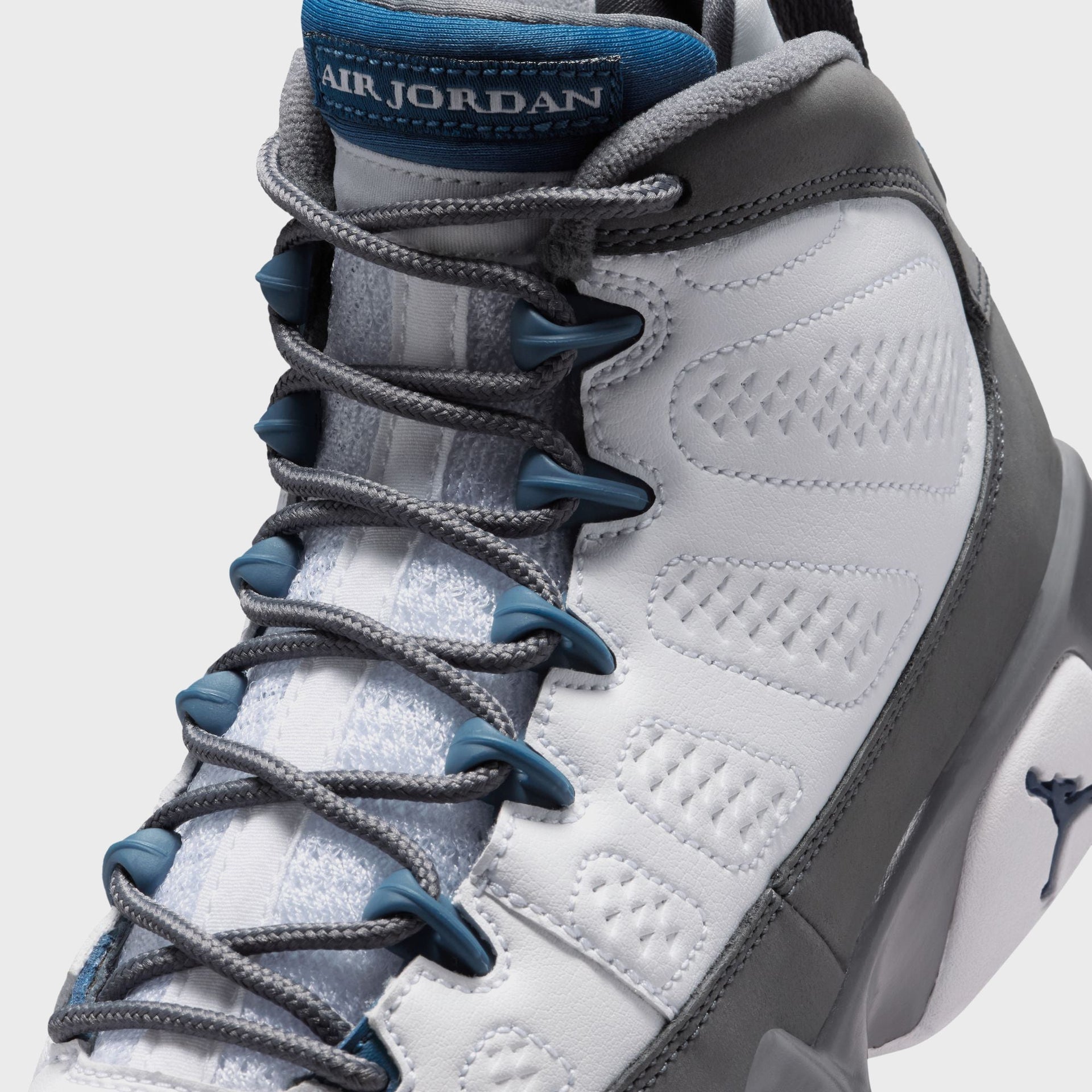 Jordan Air Jordan 9 Retro - White / Flint Grey / French Blue