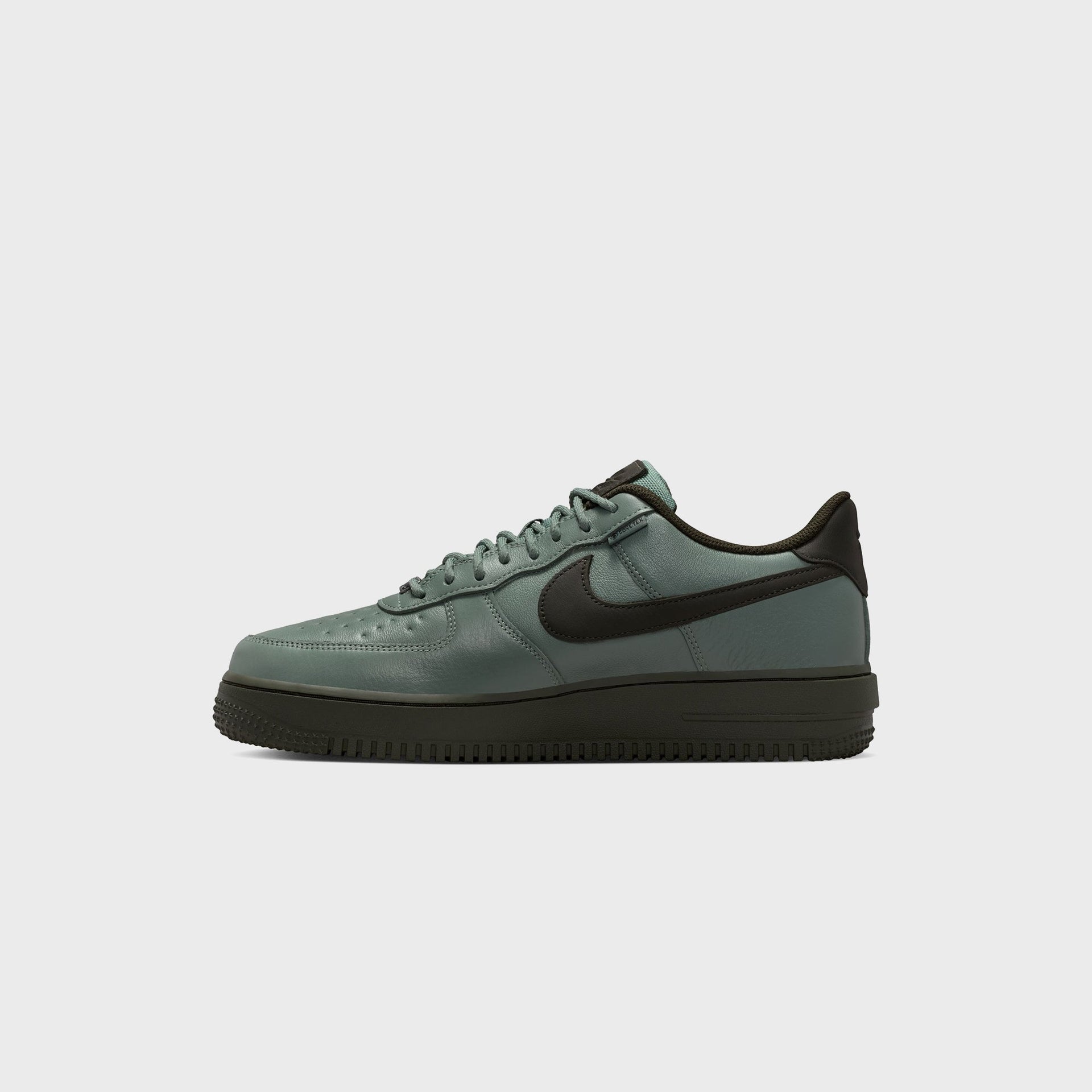 Nike Air Force 1 GTX - Vibram Clay Green / Sequoia / Speed Yellow