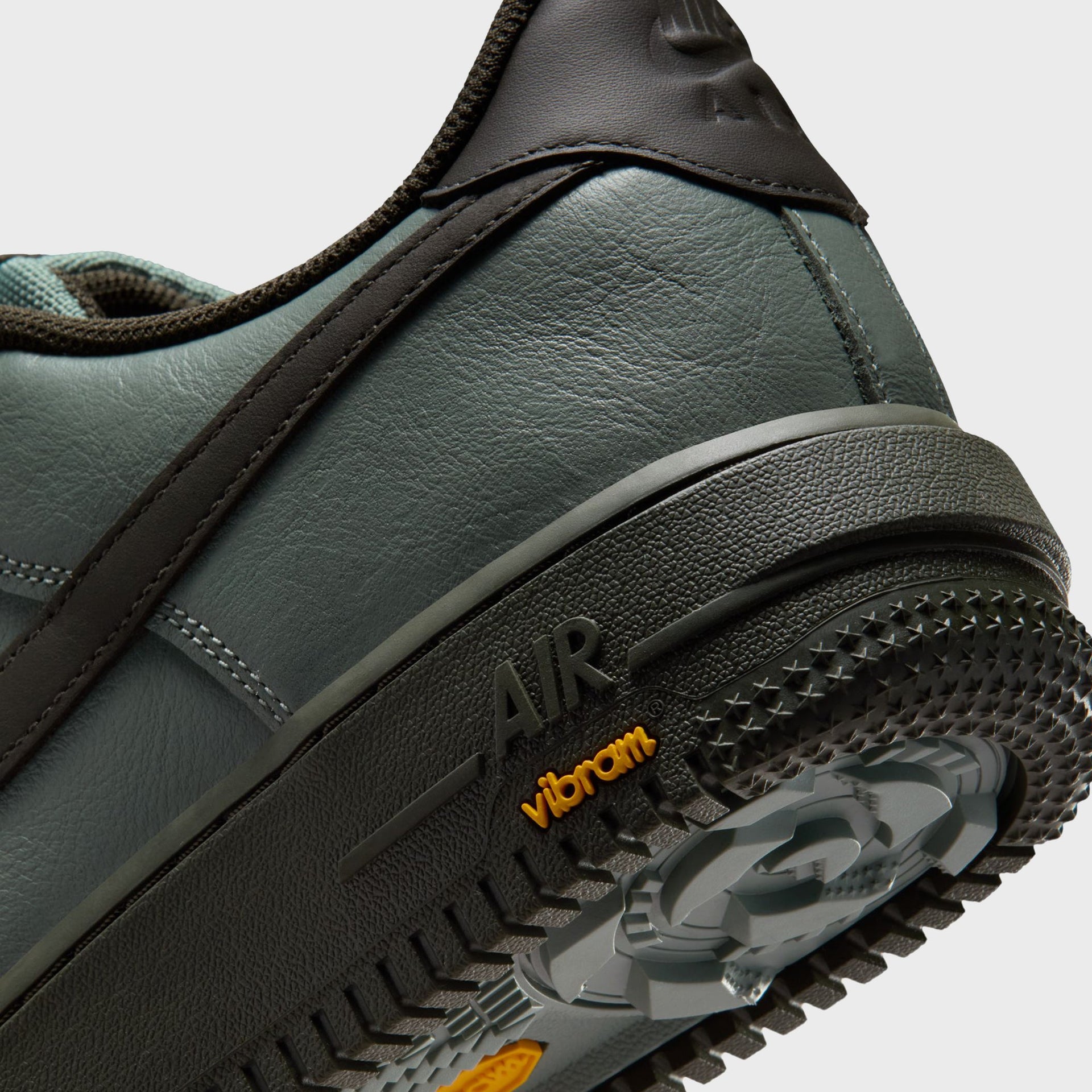 Nike Air Force 1 GTX - Vibram Clay Green / Sequoia / Speed Yellow