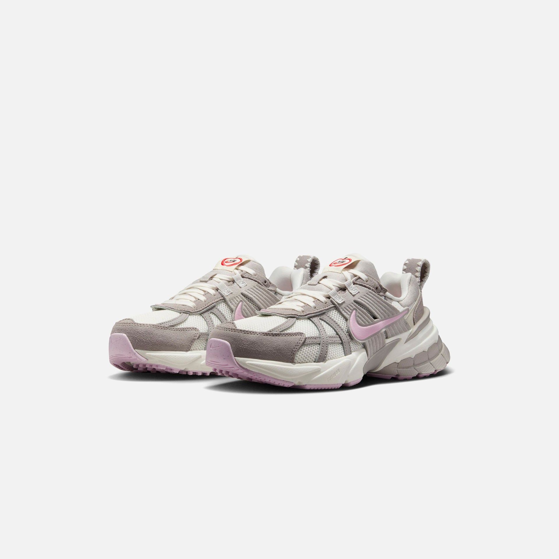 Nike WMNS V2K Run - Sail / Pink Foam / College Grey