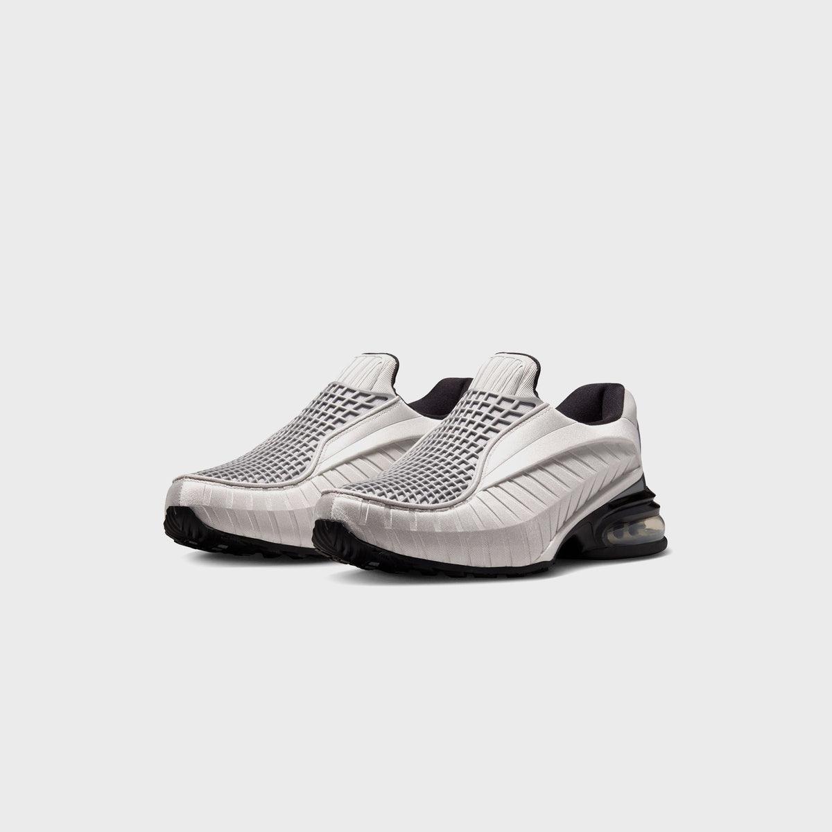 Nike WMNS Air Max Dolce - Metallic Silver / Black