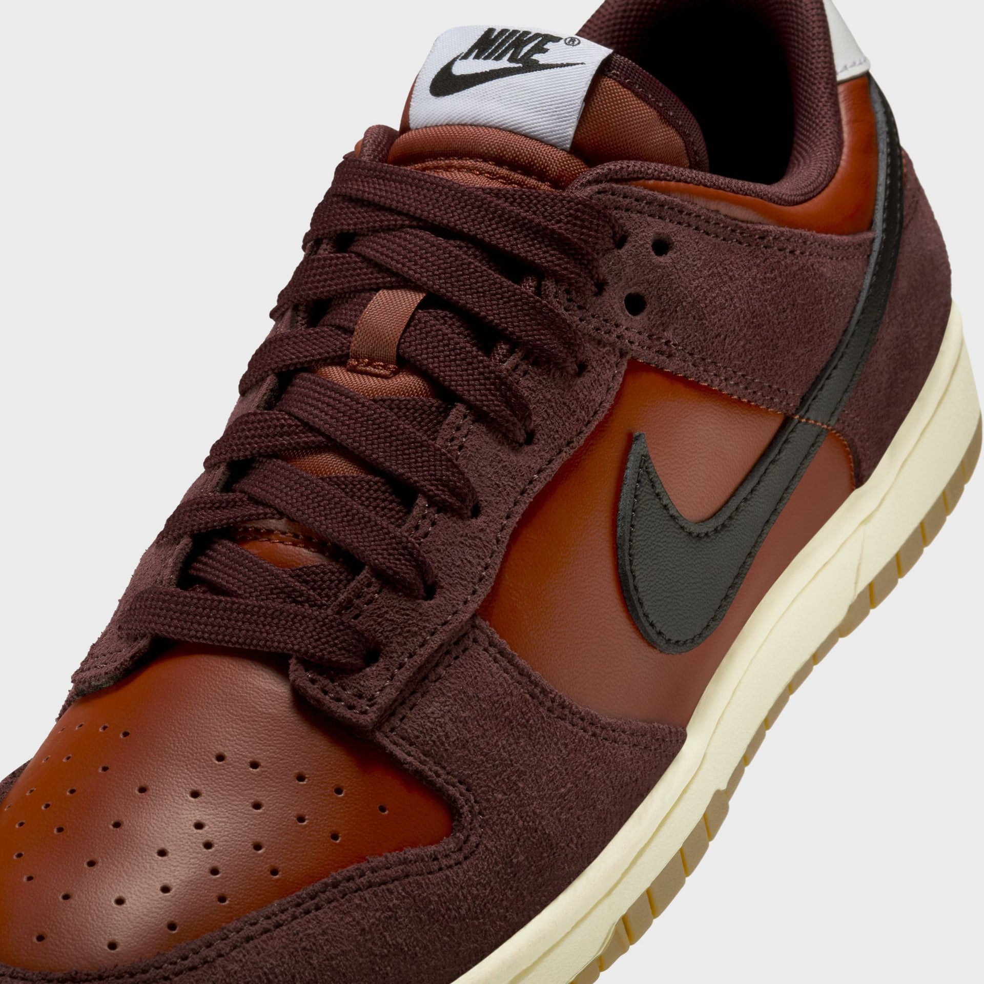 Nike Dunk Low - Mars Stone / Black