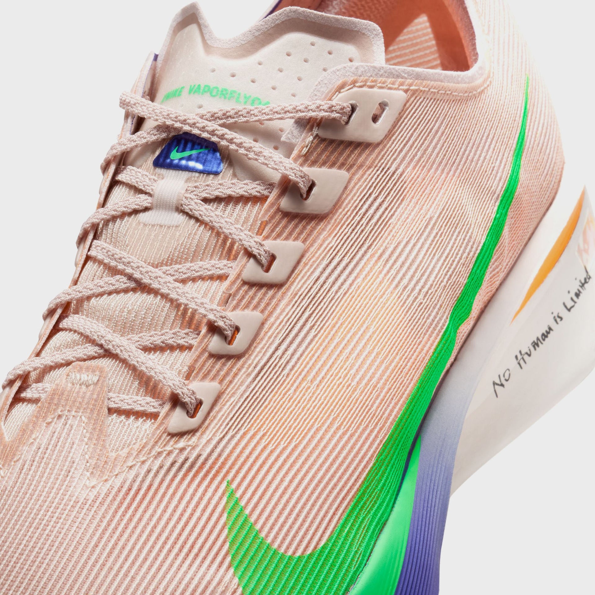 Nike WMNS Vaporfly 4 - Silt Red / Fire Pink / Bright Ceramic / Green Shock