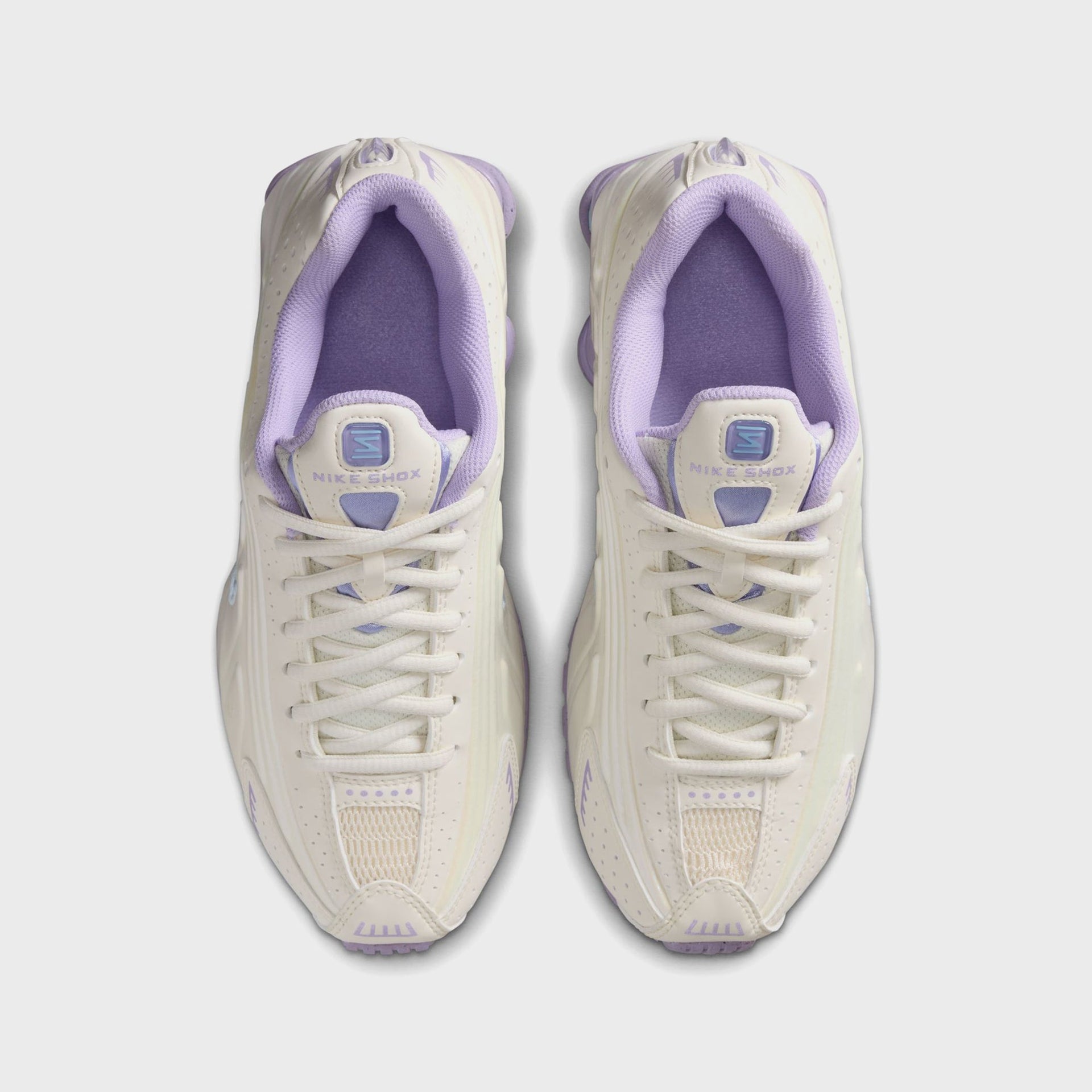 Nike GS Shox R4 - Soft Pearl / Celestine Blue / Hydrangeas