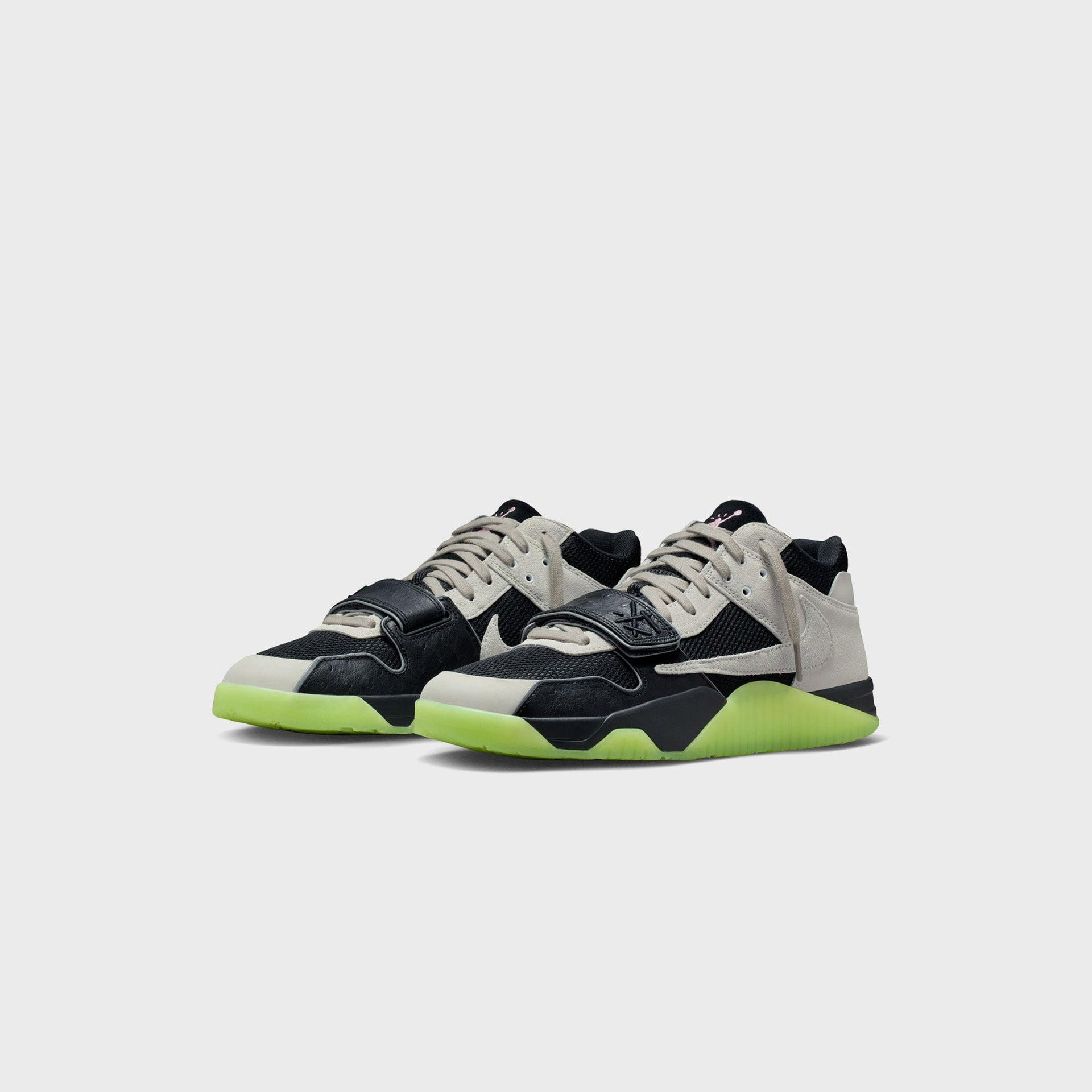 Jordan x Chase B x Travis Scott Air Jordan Jumpman Jack - Black / Night Silver / Anthracite