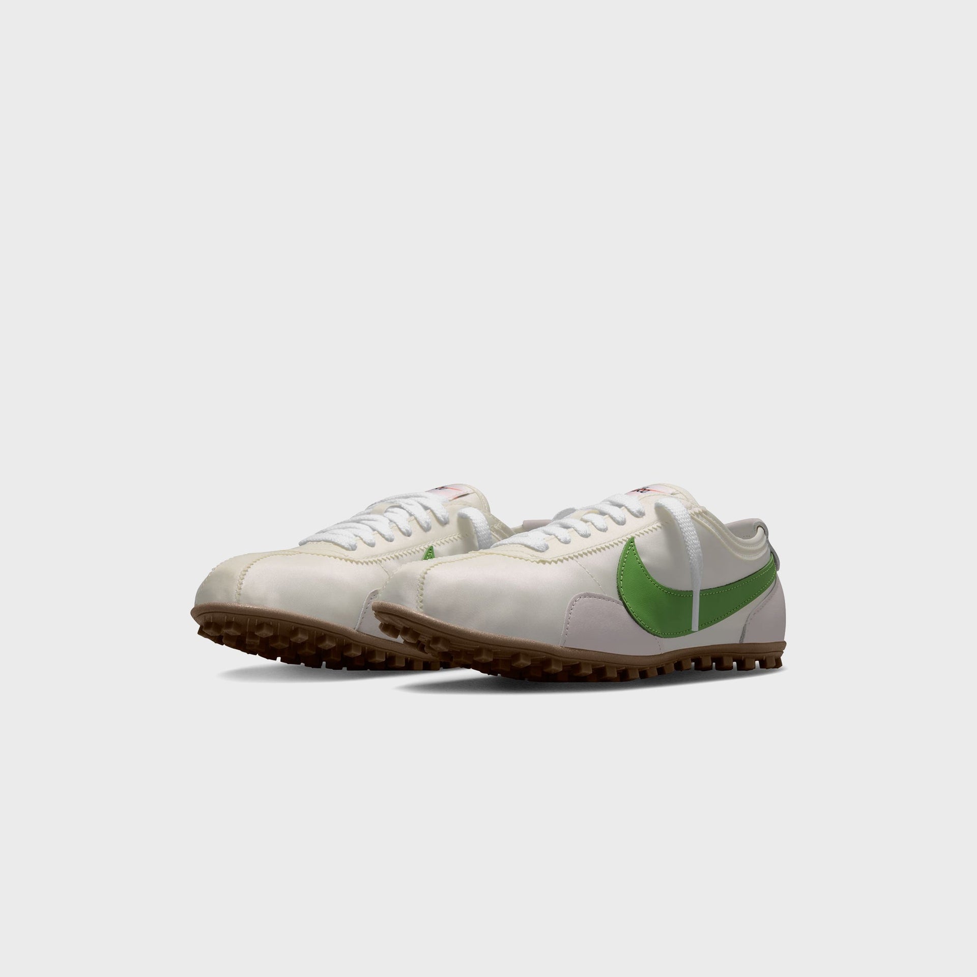 Nike WMNS Moon Shoe - Sail / Chlorophyll