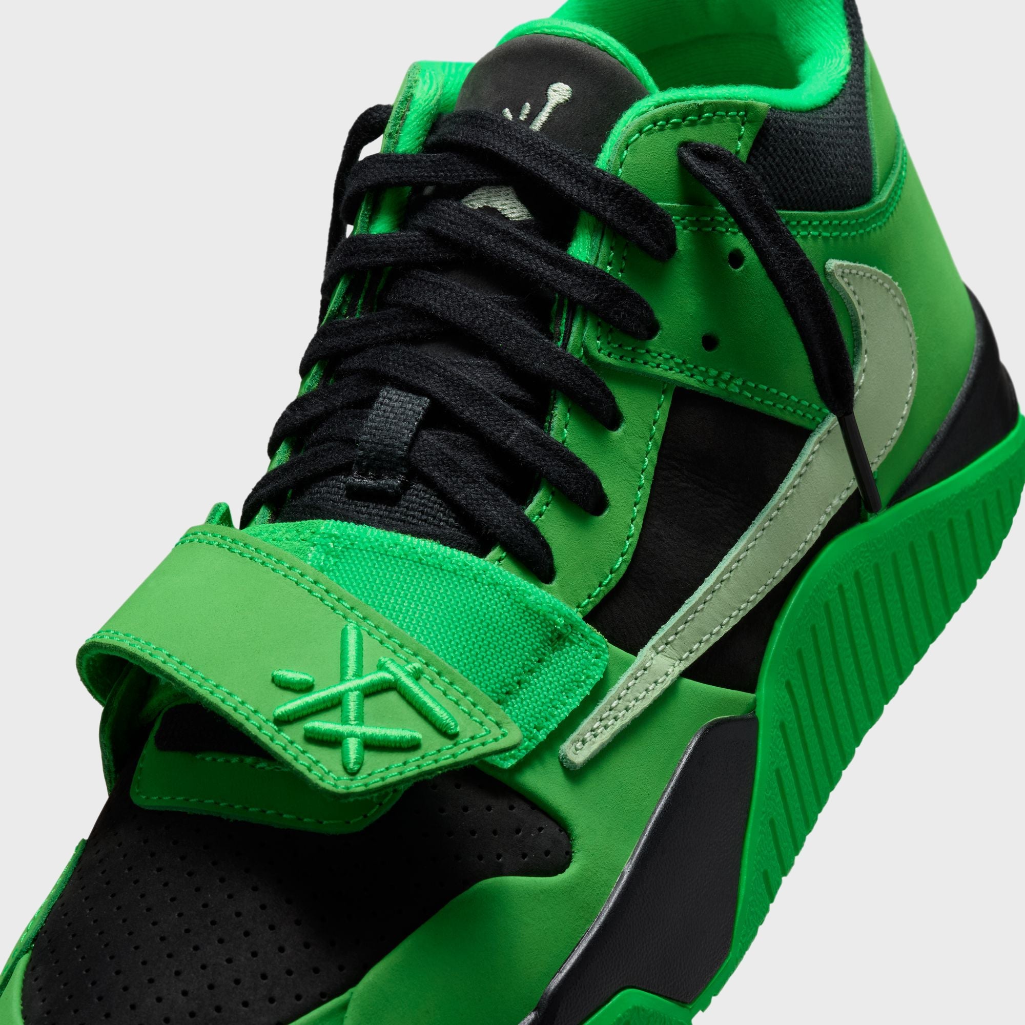 Jordan x Travis Scott Jumpman Jack TR - Green Spark / Vapor Green