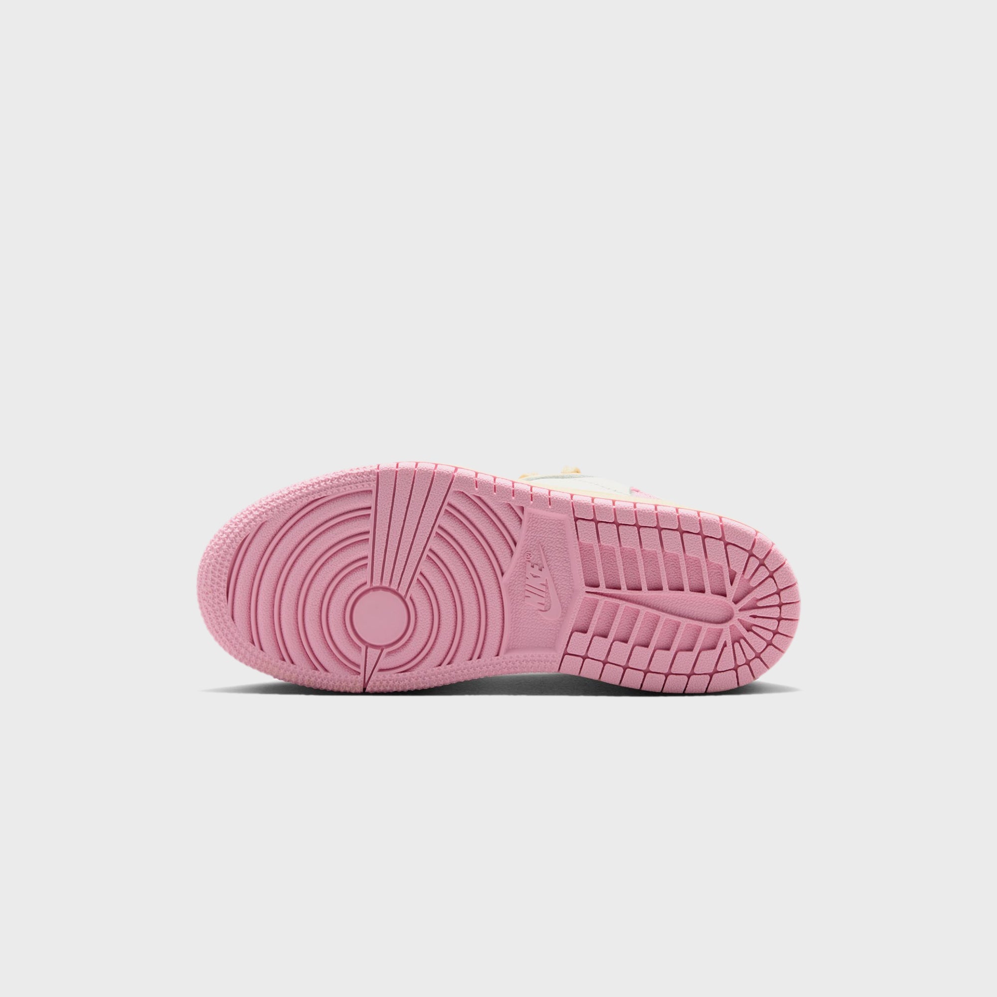 Jordan x Travis Scott PS Jordan 1 Retro Low OG - Muslin / Shy Pink