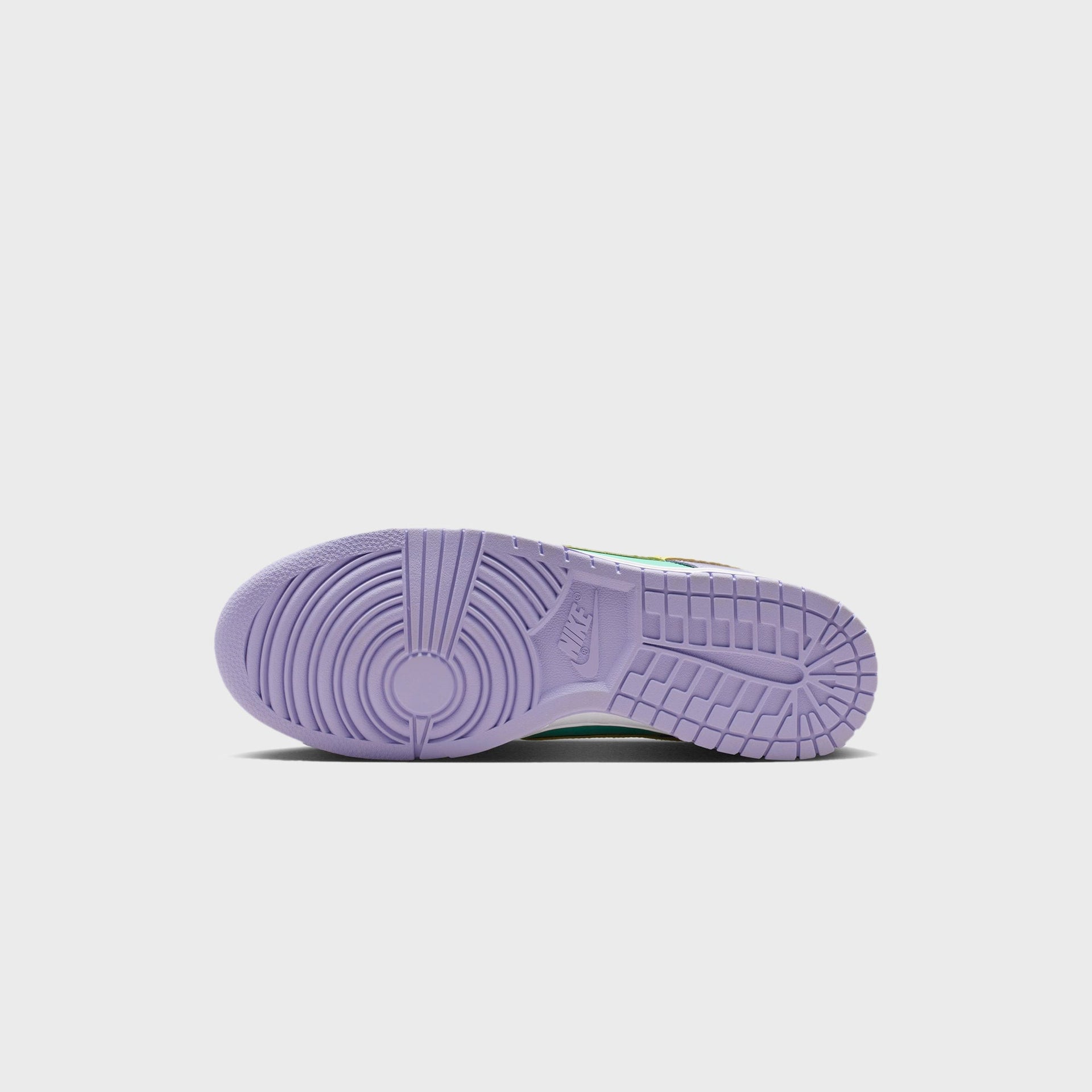 Nike Dunk Low - Emerald Rise / Yellow Pulse / Hydrangeas / White / Pink Foam