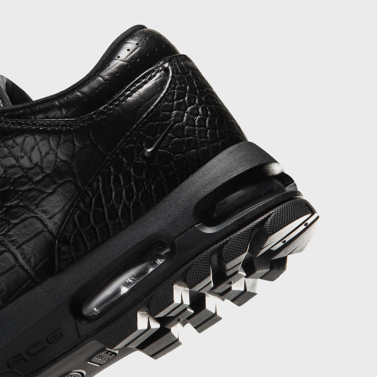 Nike Air Max Goadome Low - Black