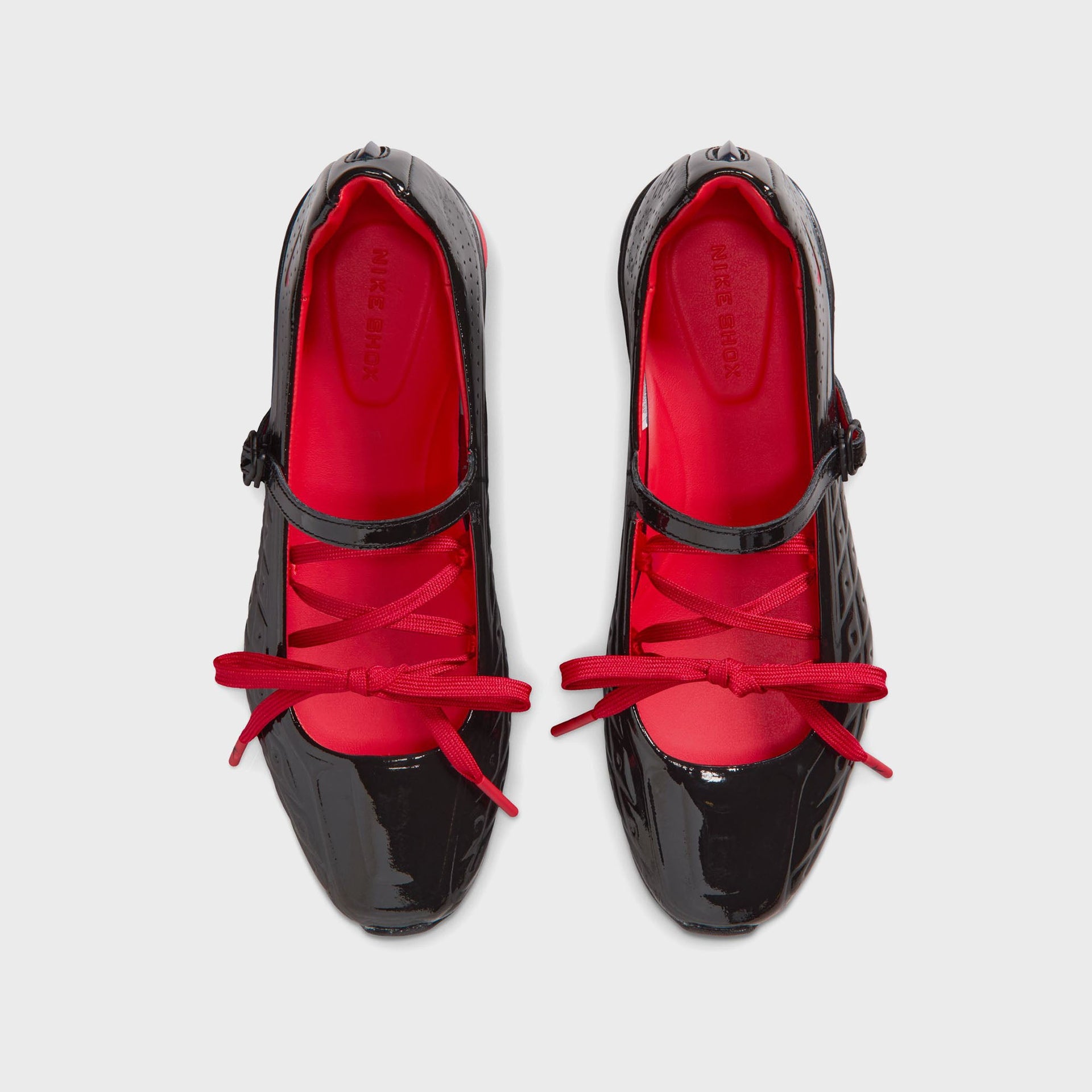 Nike x LABELHOOD WMNS Shox Z Calistra - Black / University Red