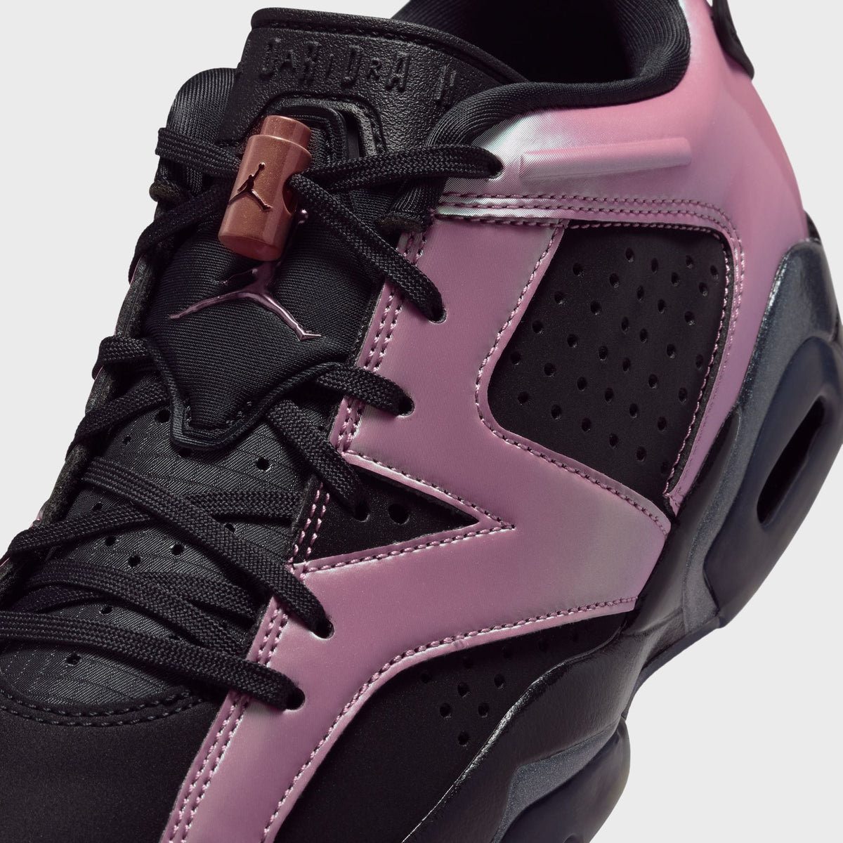 Jordan WMNS Air Jordan 6 Low - Black / Desert Berry