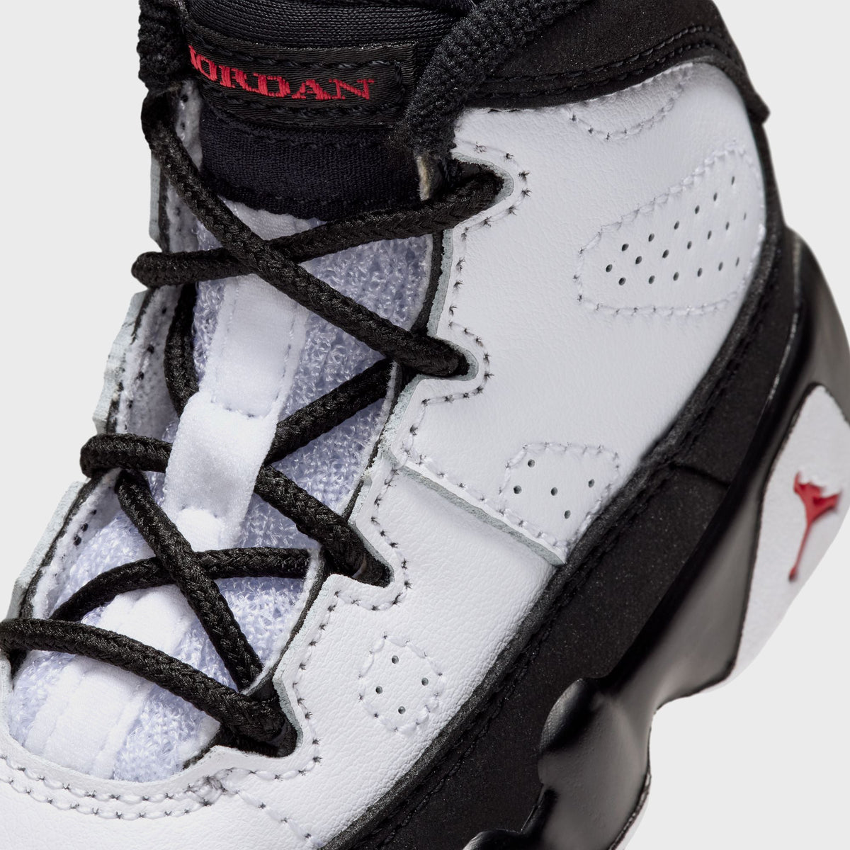 Jordan TD Jordan 9 Retro - White / Black / True Red
