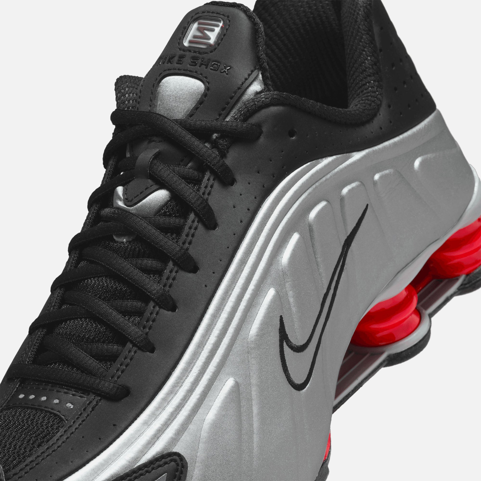 靴 NIKE SHOX R4 BLACK MAX ORANGE Women's Shox R4 Black/Black-Black-Max Orange | SUBTYPE