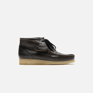 Clarks Wallabee Harajuku Croc Distress Leather Boot - Black