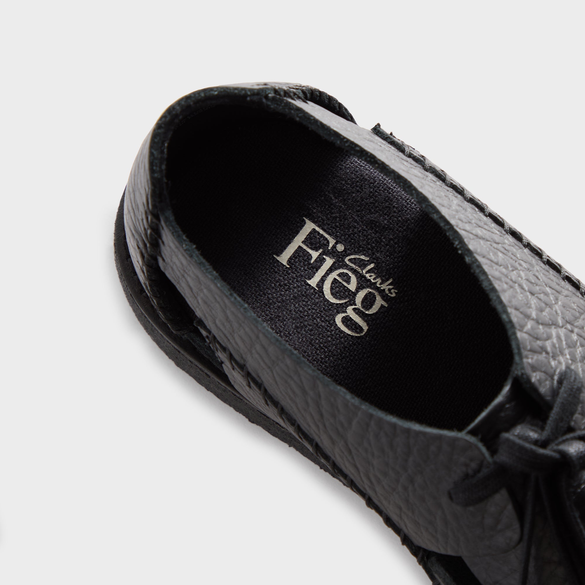 PRE-ORDER | 8th St by Ronnie Fieg for Clarks Originals Ridgevale