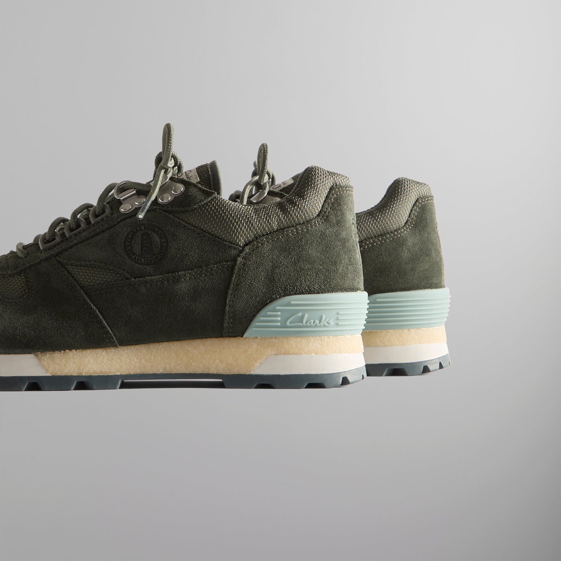 8th St by Ronnie Fieg for Clarks Originals Laddow - Dark Olive Combi PH