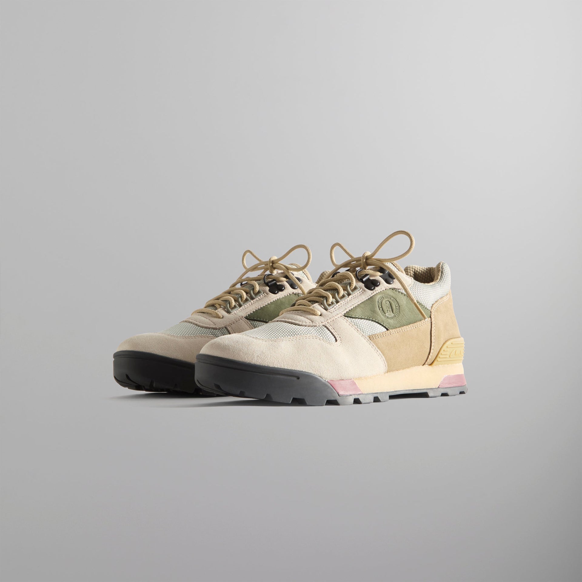 8th St by Ronnie Fieg for Clarks Originals Laddow - Sand Combi PH