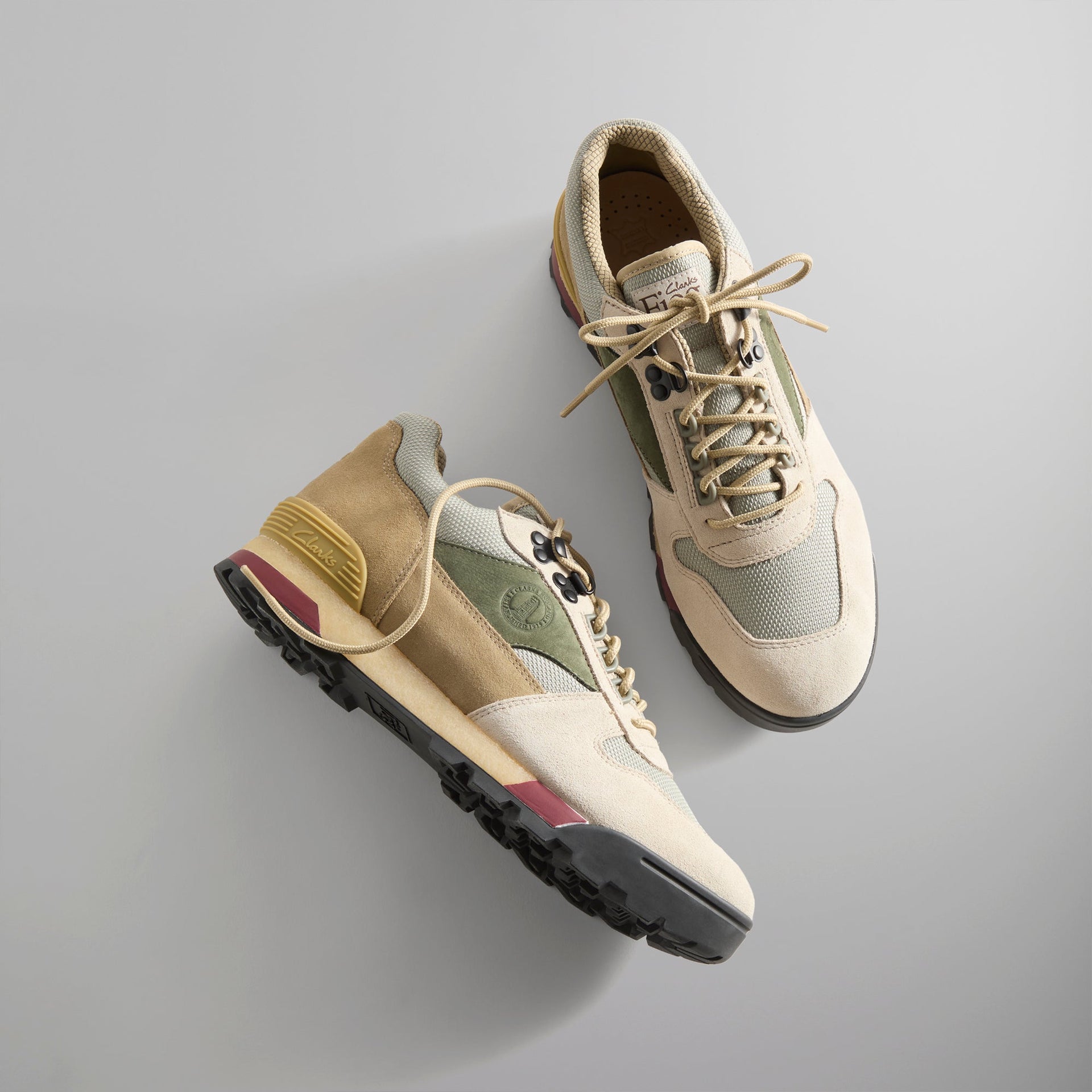 8th St by Ronnie Fieg for Clarks Originals Laddow - Sand Combi PH