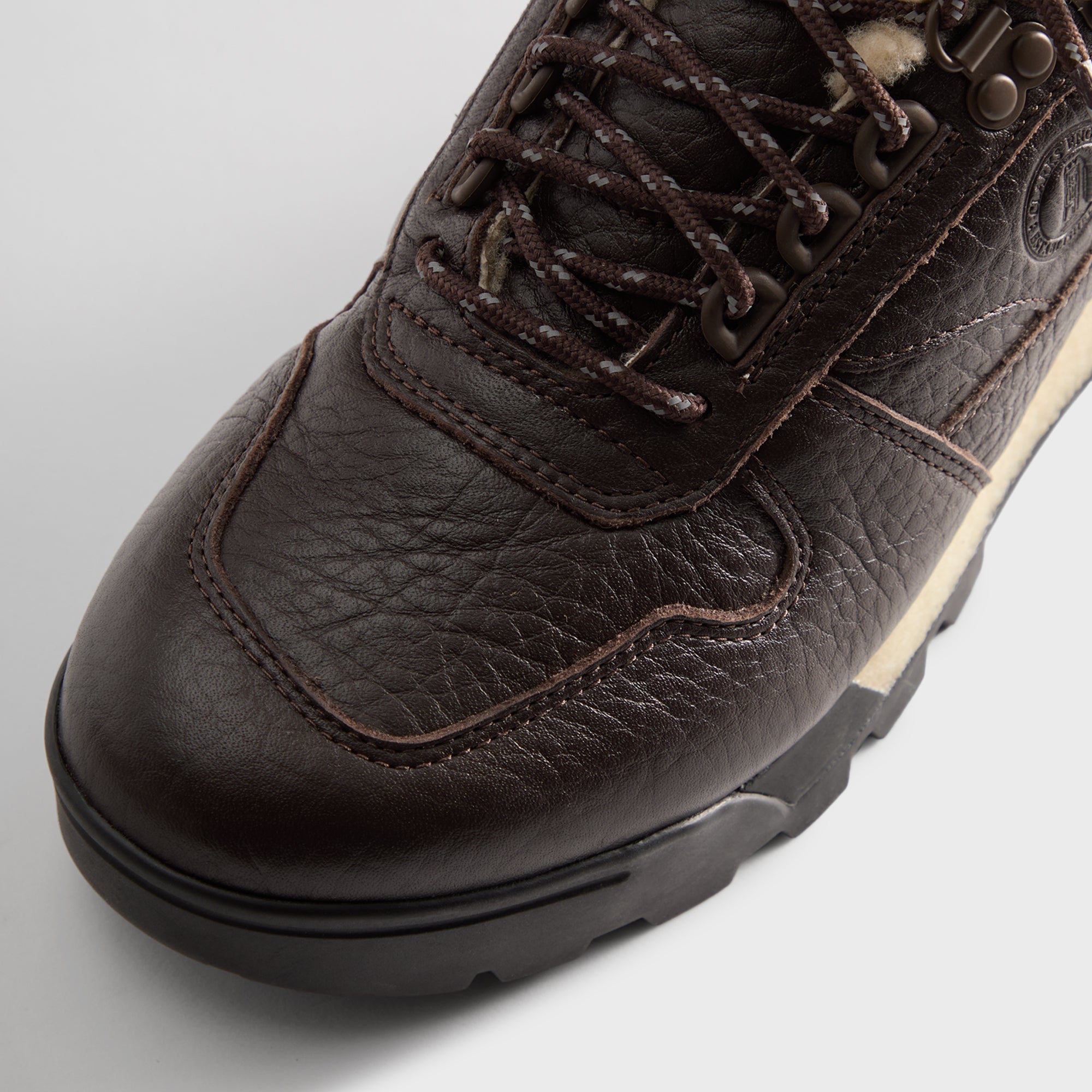 8th St by Ronnie Fieg for Clarks Originals Laddow - Coffee – Kith
