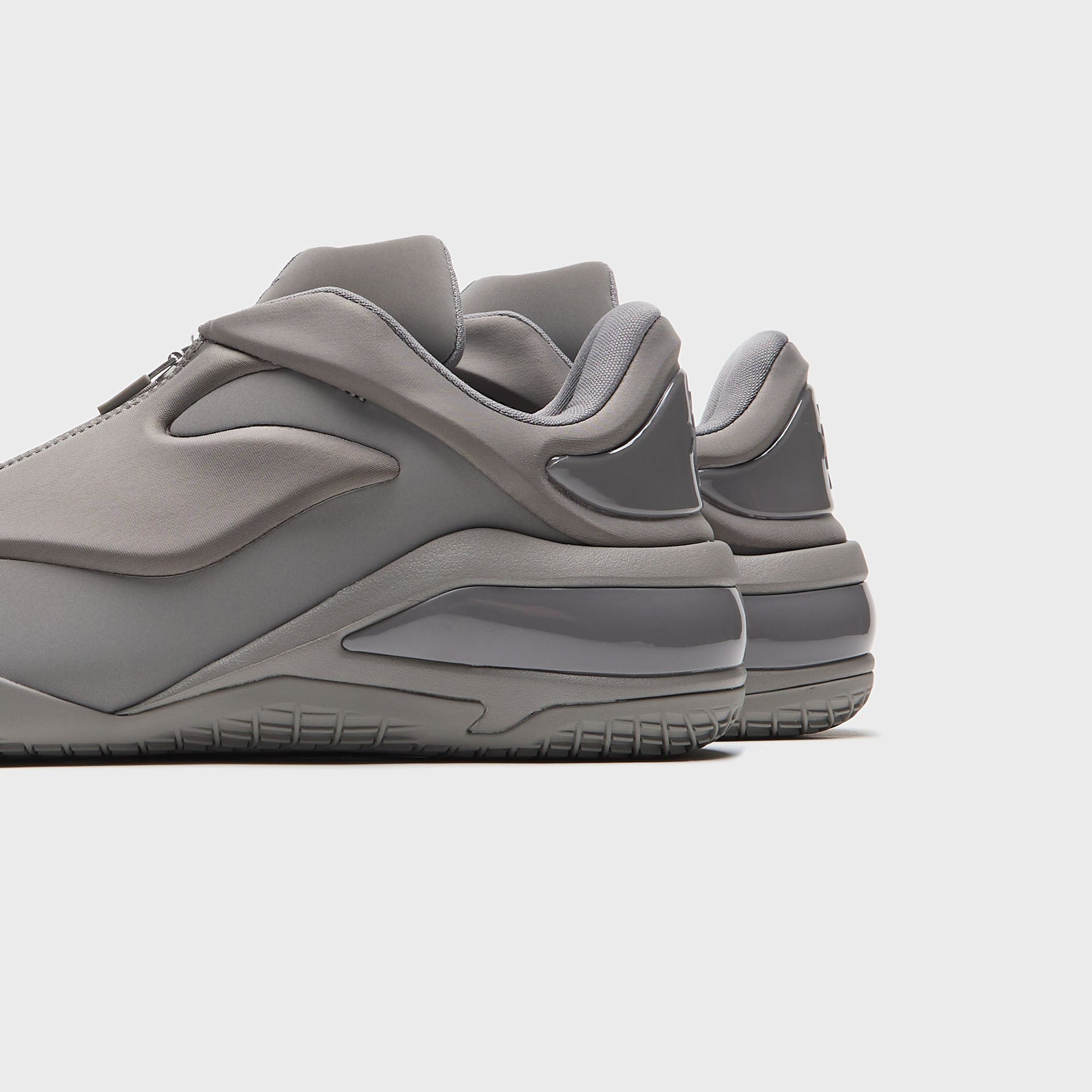 Converse SHAI 001 - Ares Grey