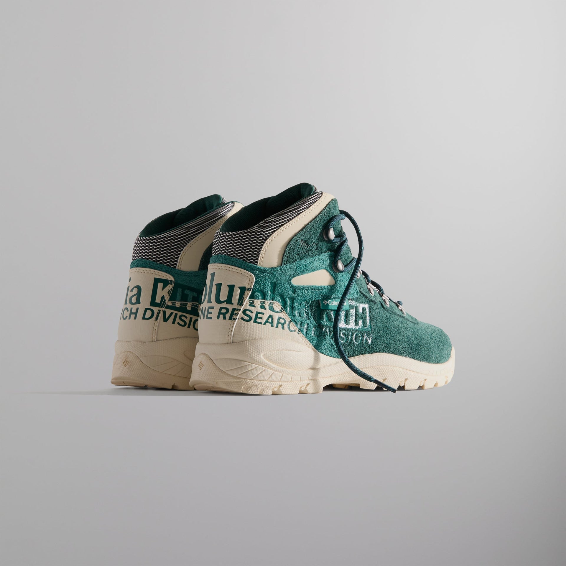 Kith for Columbia Newton Ridge™ - Midnight Teal Snow