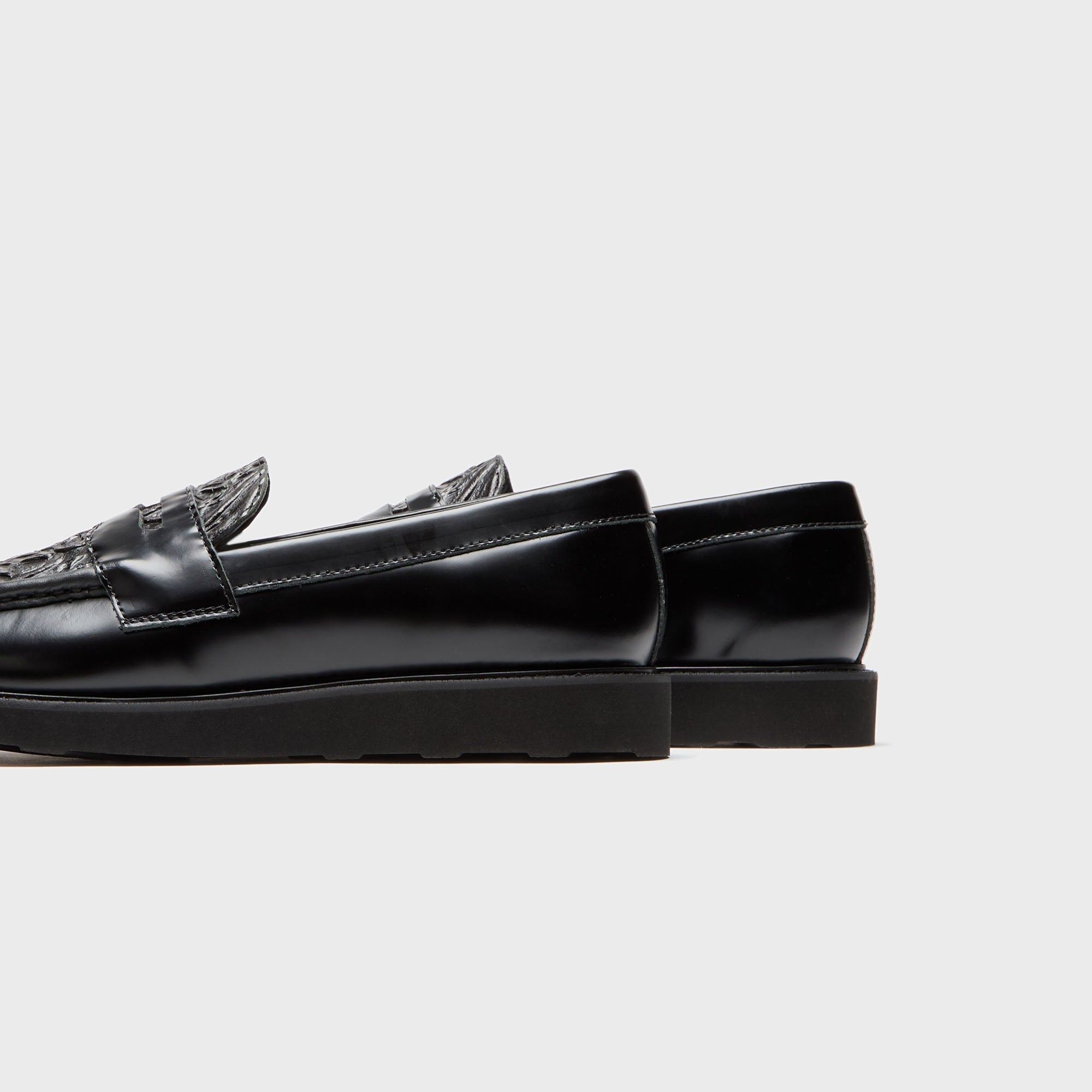 Caminando Dais Loafer - Black Deboss – Kith Canada