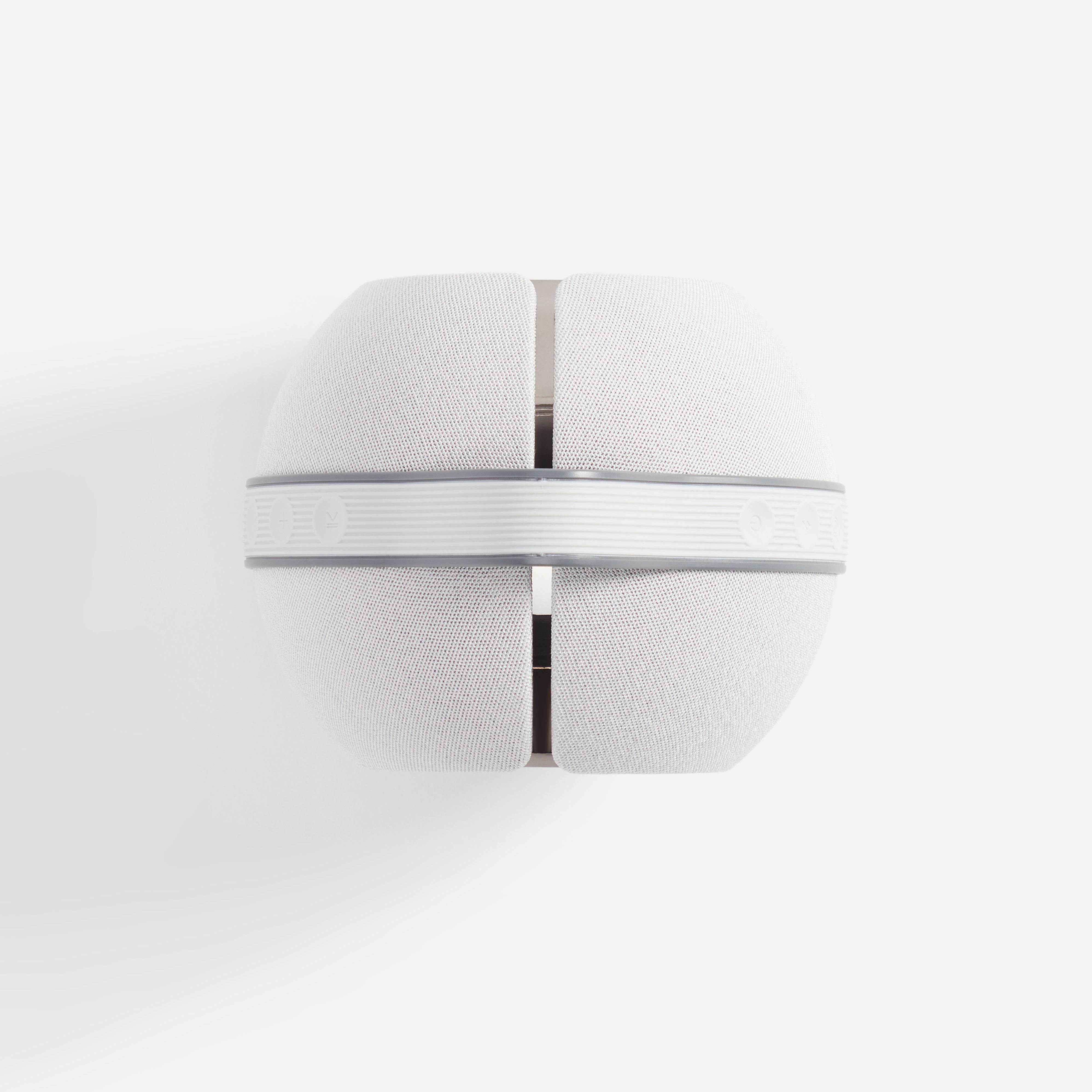 【美品】DEVIALET Mania Light Grey Mania Devialet Mania Portable Smart Speaker – audiofi.ca