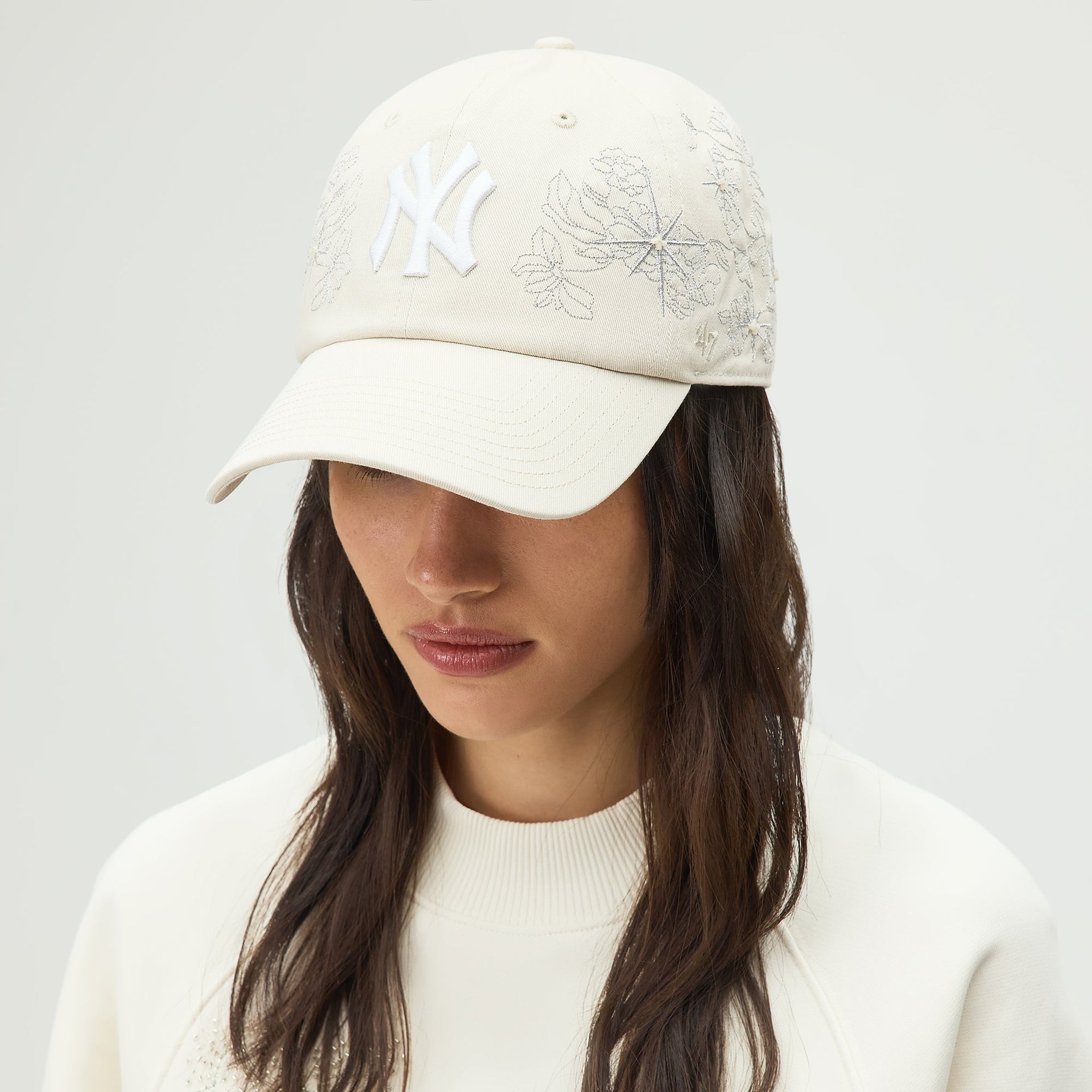 Lisa for Kith Women & '47 for the New York Yankees Clean Up Classic Cap - Sandrift