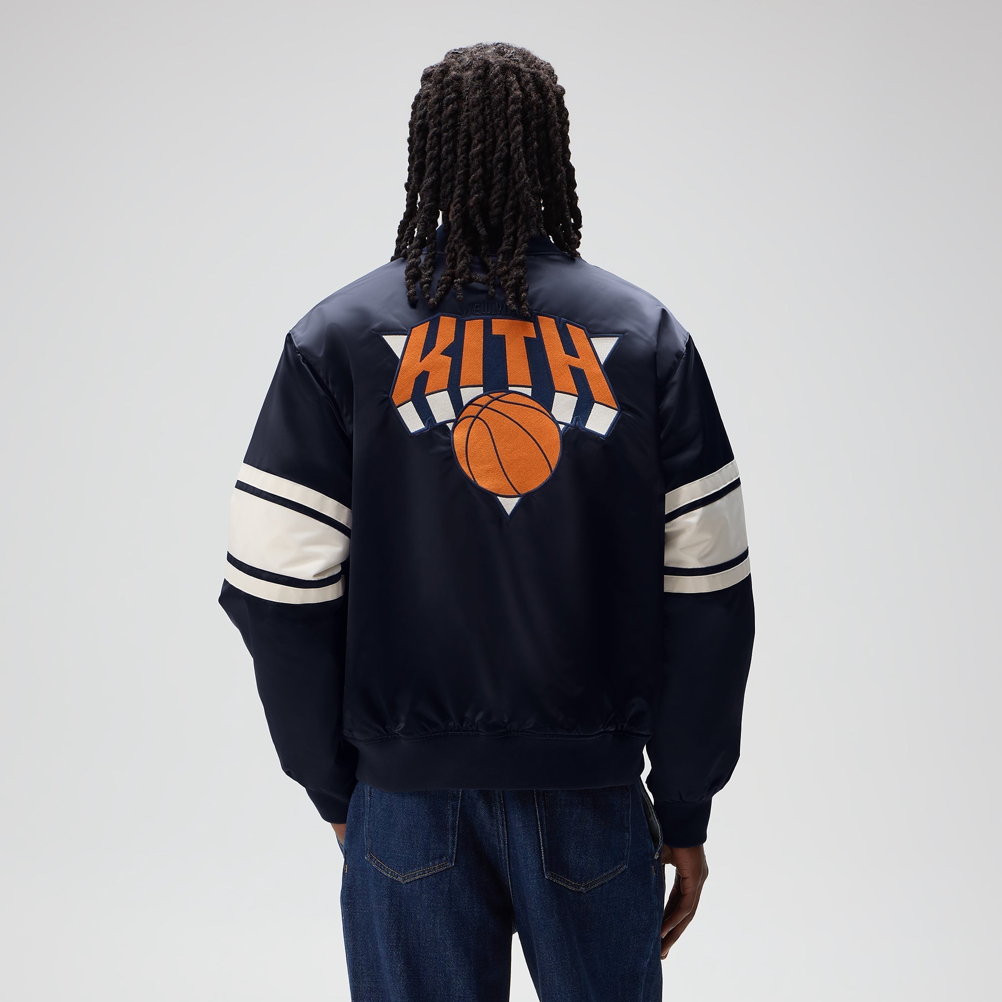ジャケット・アウター Kith for New York Knicks Satin Bomber S Kith for the New York Knicks Classic Satin Bomber Jacket