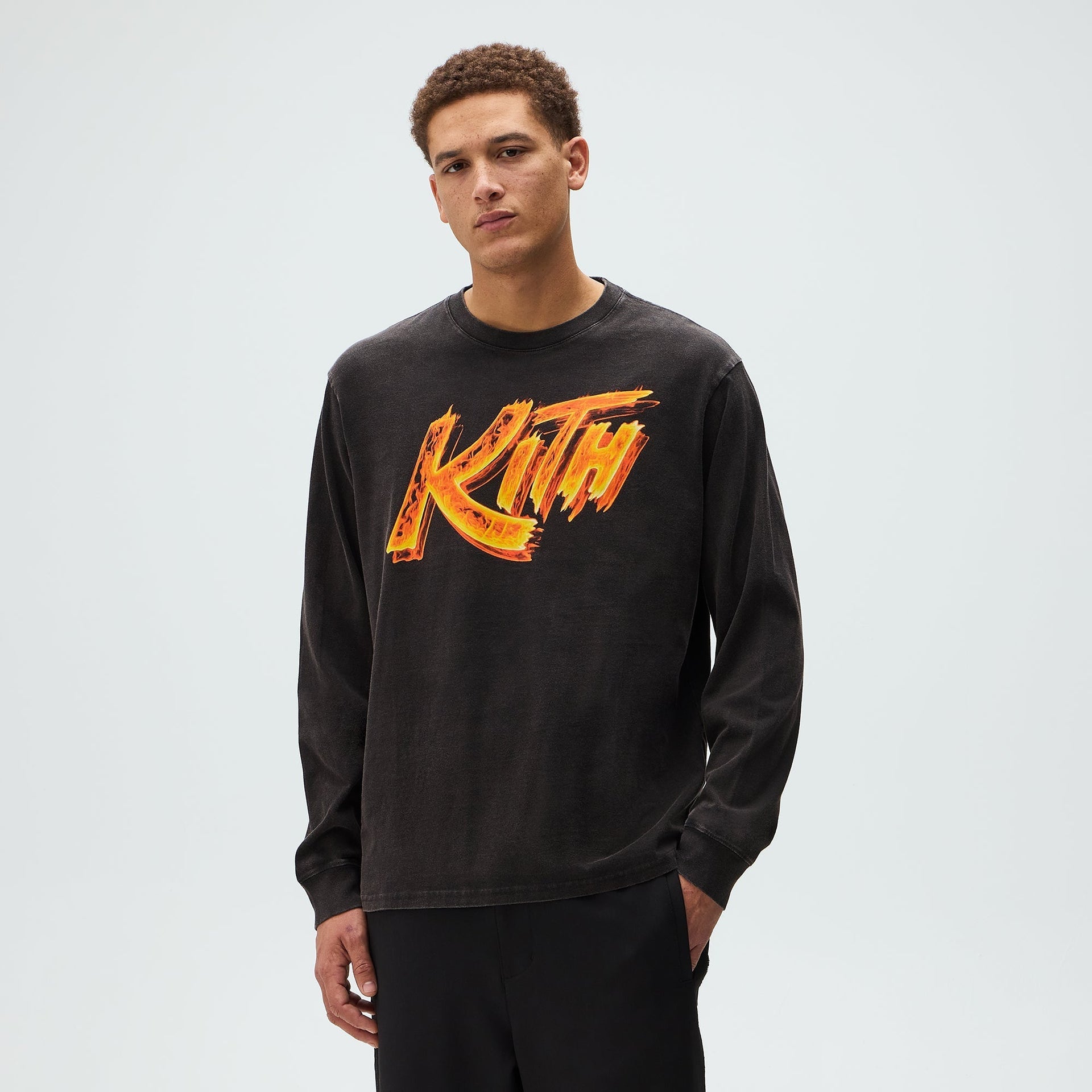 Capcom | Kith Street Fighter Flame Vintage Long Sleeve Tee - Black - PH