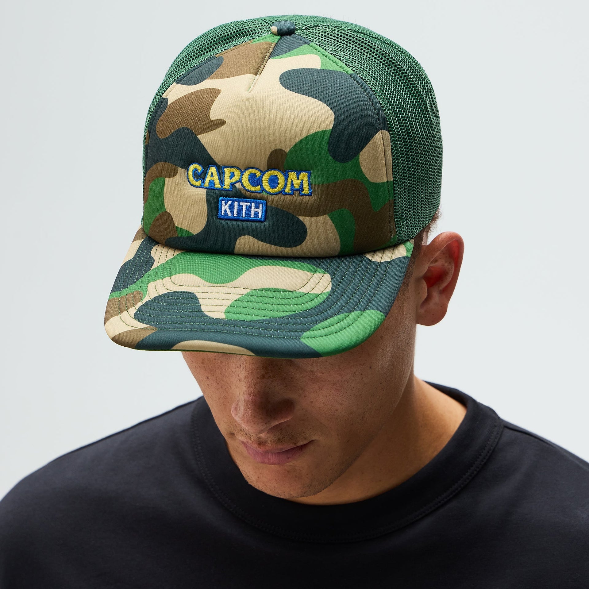 Capcom | Kith Camo Nolan Trucker Hat - Camo