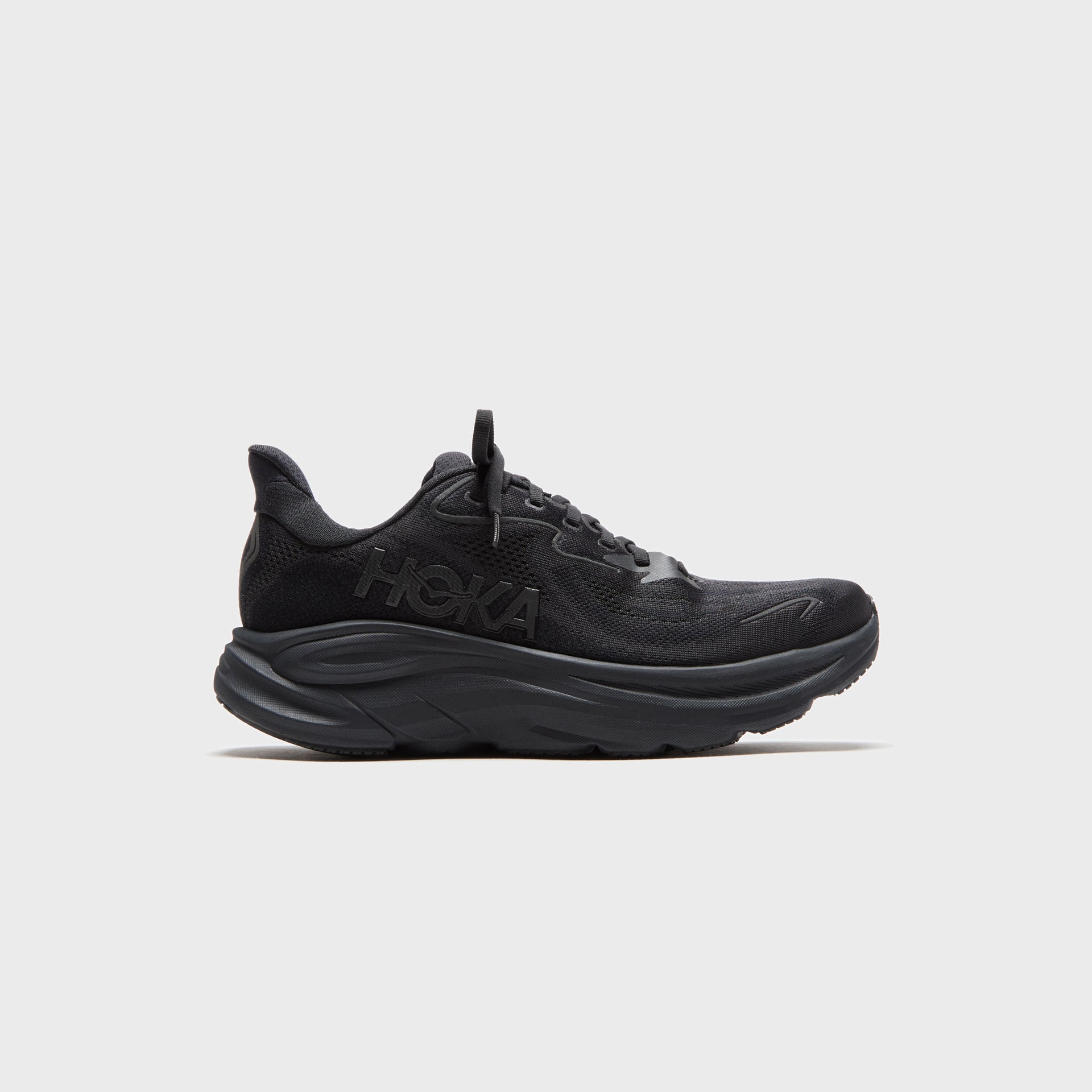 HOKA Clifton 10 - Black / Black