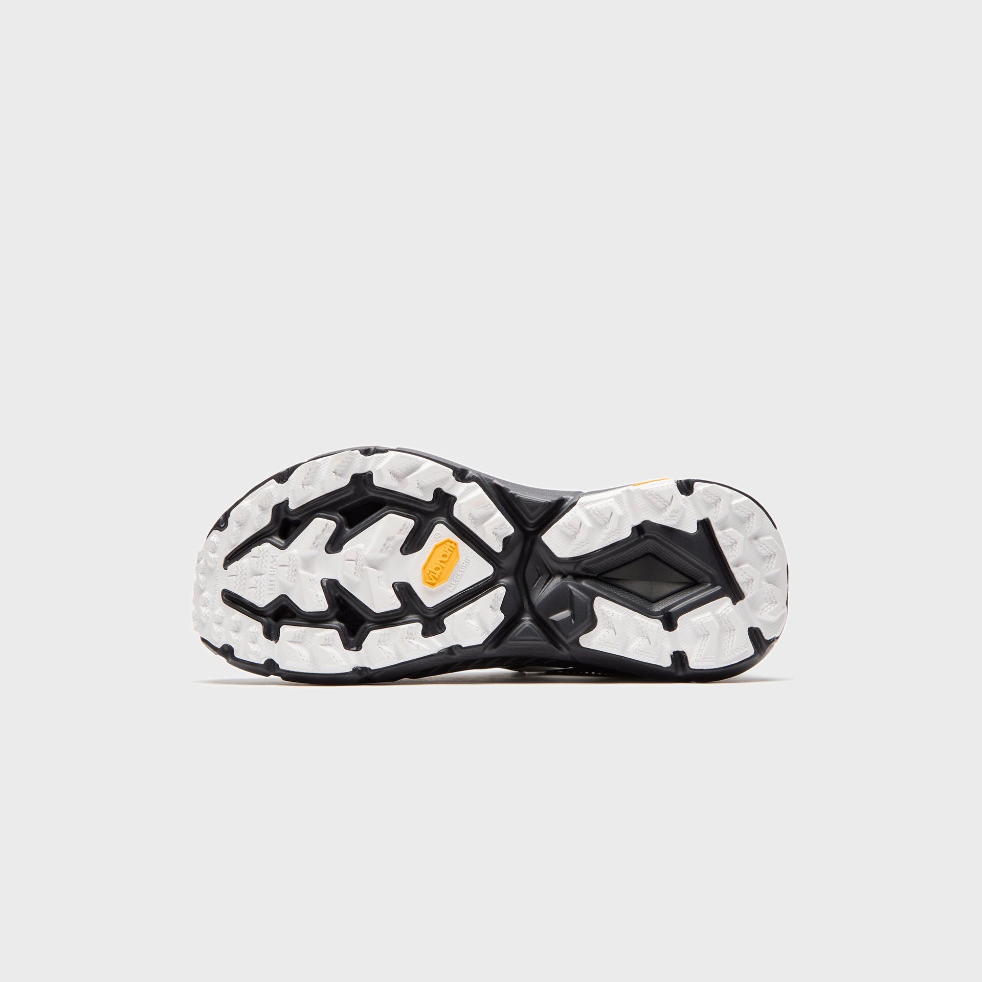 HOKA U Mafate Speed 4 Lite Ts - Black / White