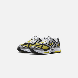 Nike WMNS Air Pegasus 2K5 - White / Opti Yellow / Metallic Silver / Black