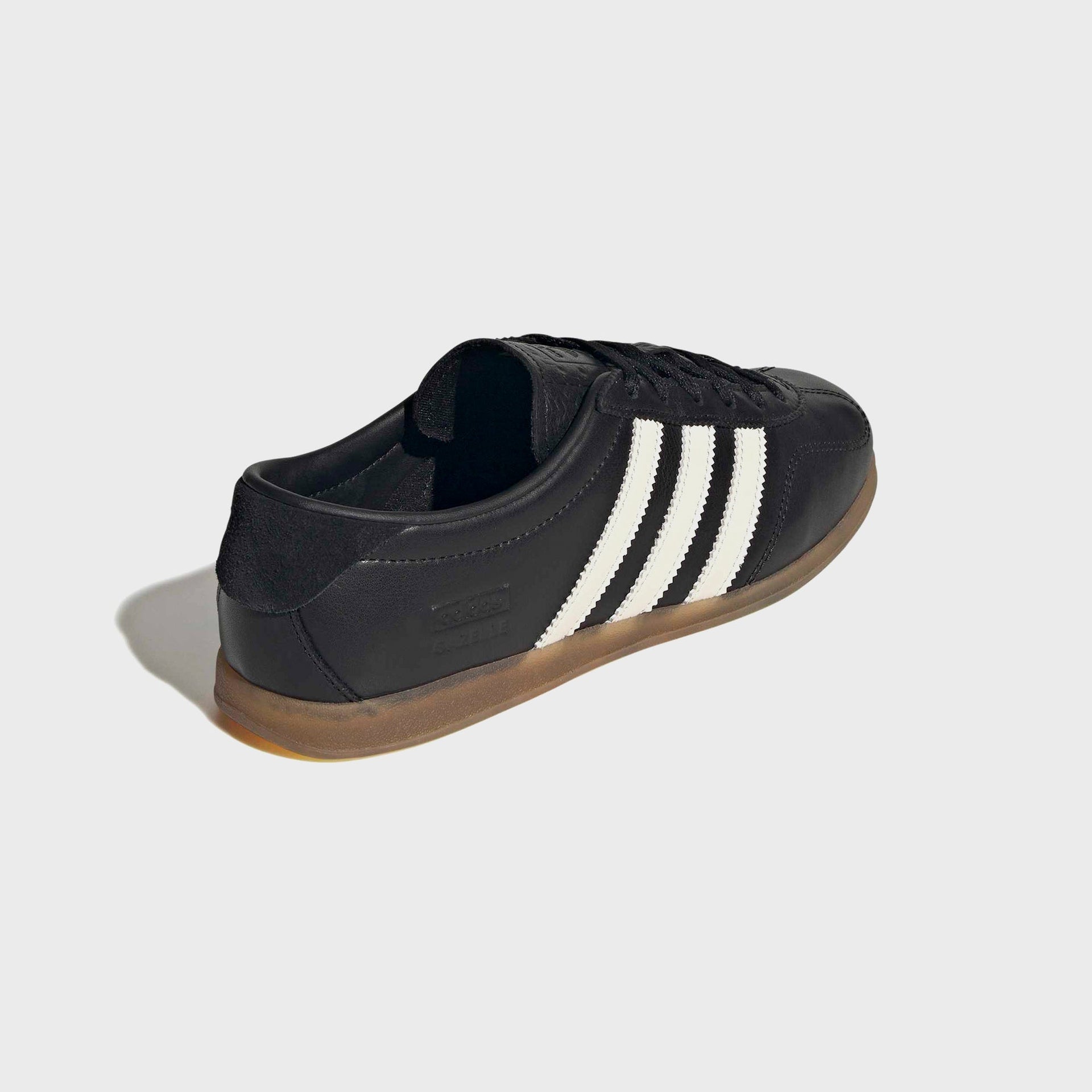 adidas WMNS Gazelle Lo Pro - Core Black / Chalk White / Gum