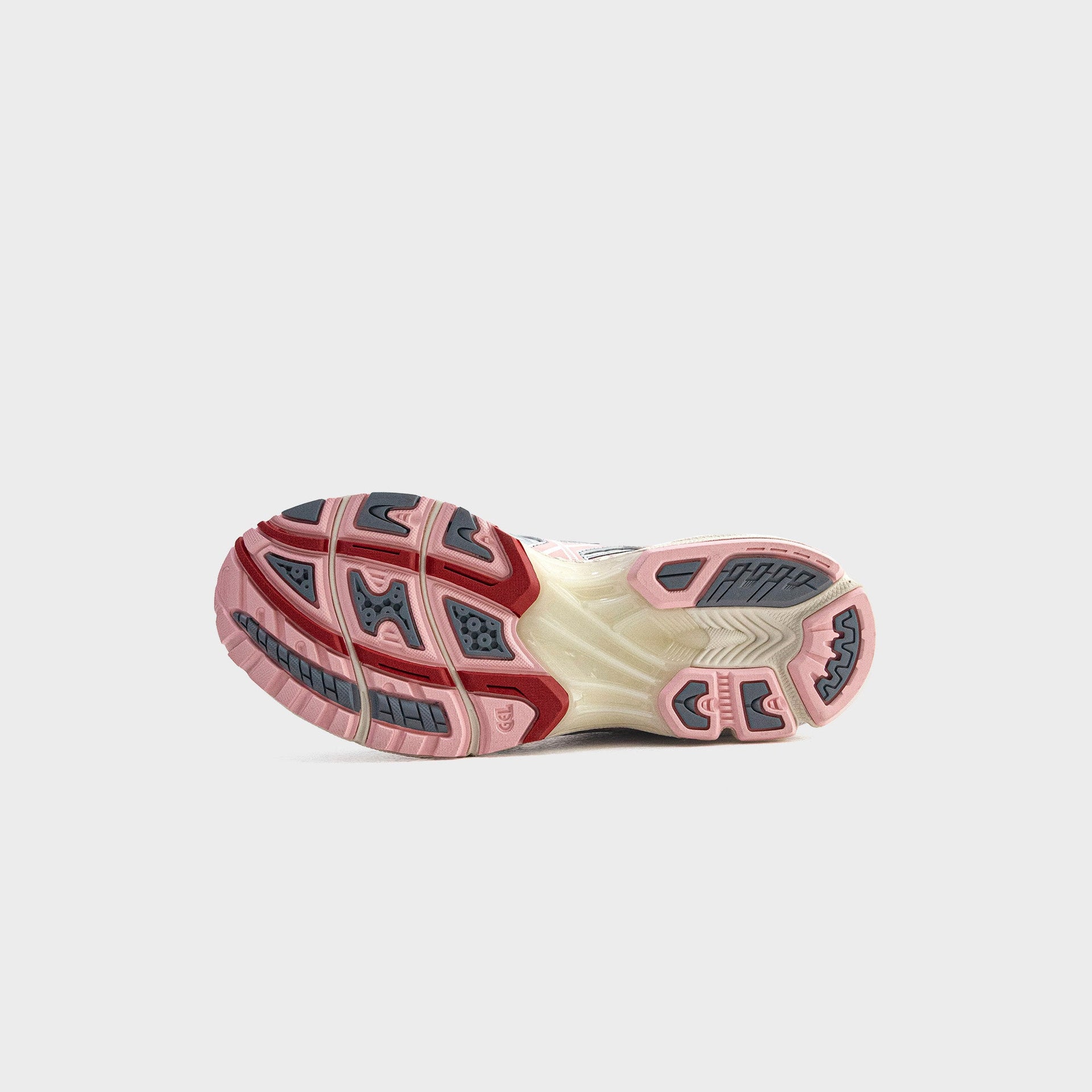 ASICS x VANDYTHEPINK Gel-Nimbus 10.1 - Strawberry Cream / Strawberry Cream