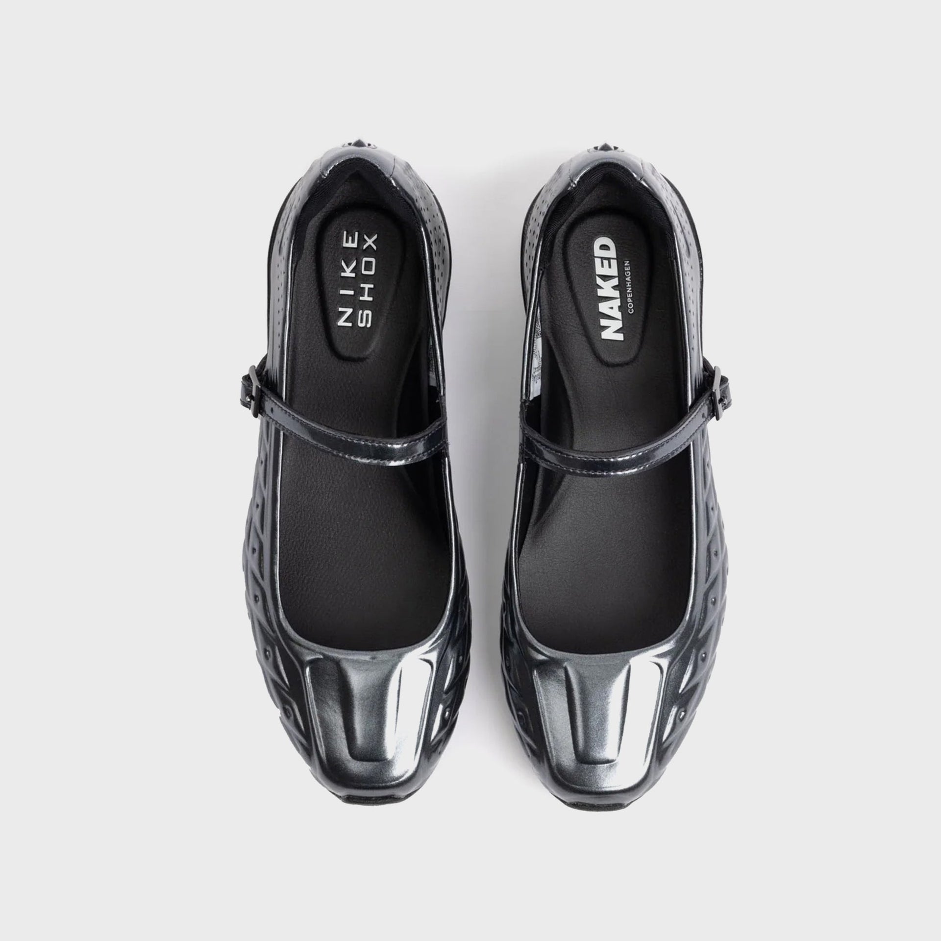 Nike x NAKED Copenhagen WMNS Shox Z Calistra - Black / Off-White
