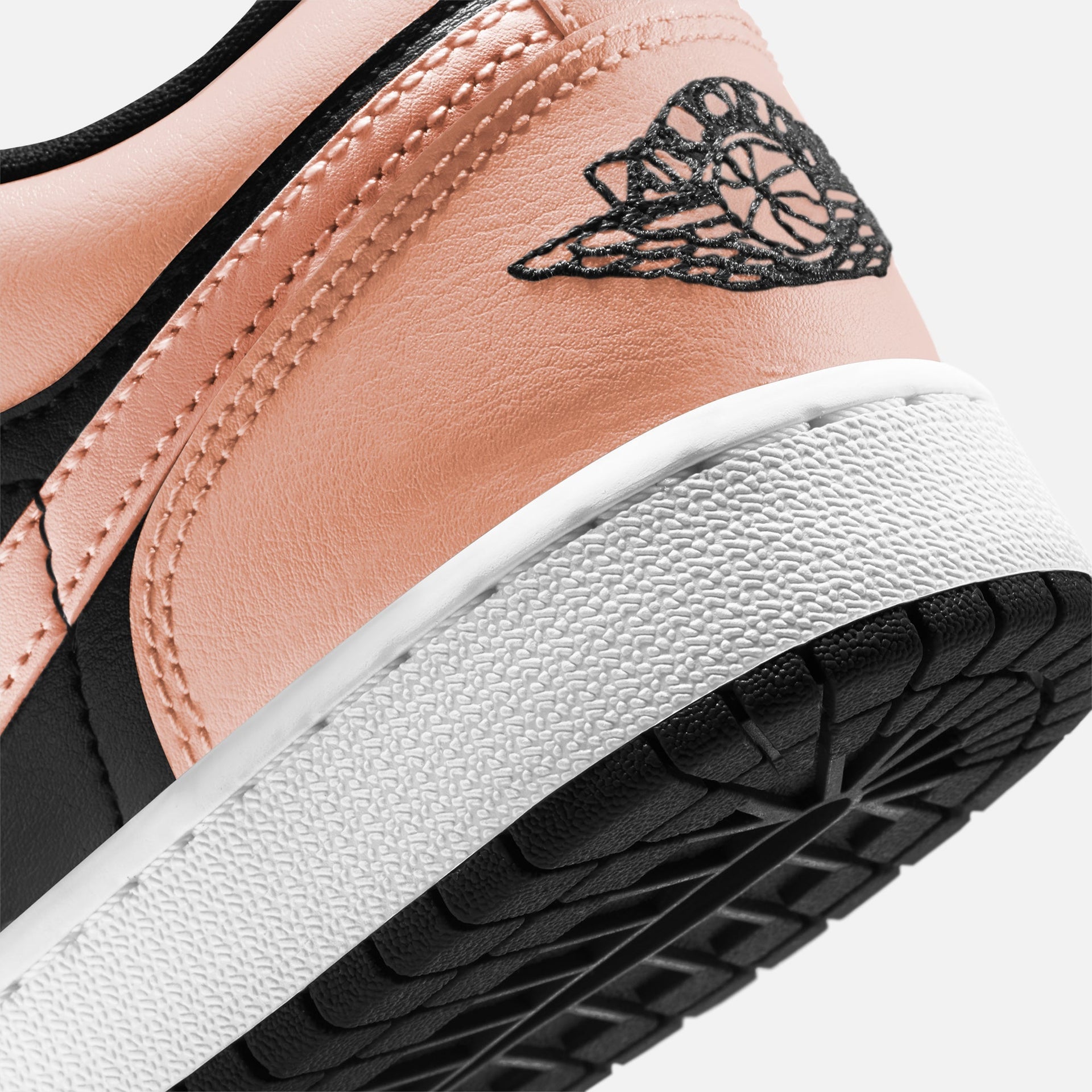 Nike Grade School Air Jordan 1 Low - Black / Arctic Orange / White