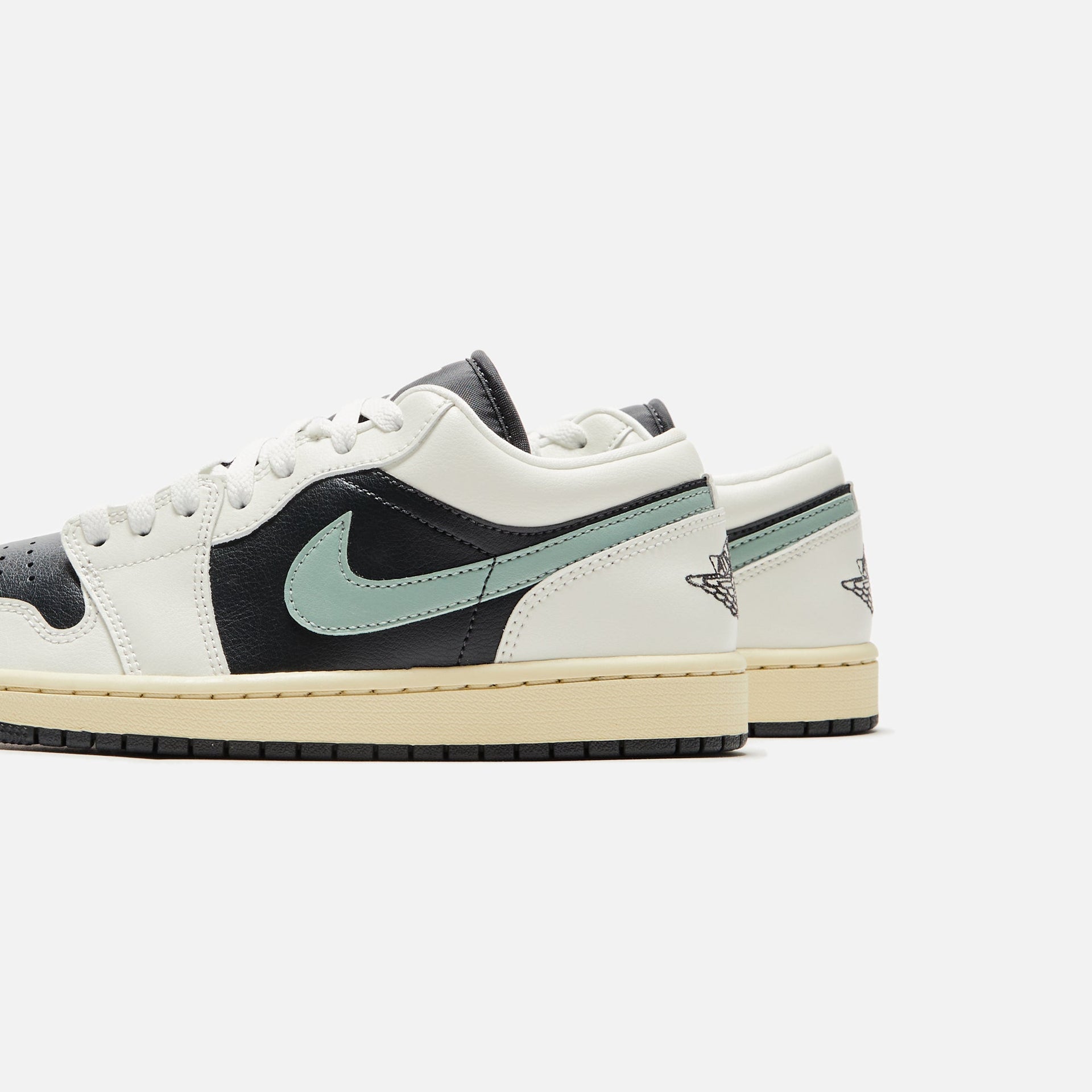 Air Jordan 1 Low pour femmes - Anthracite / Jade Smoke / Voile 