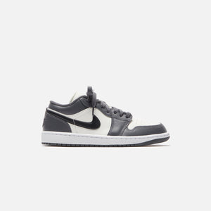 Nike Wmns Air Jordan 1 Low - Sail / Off Noir / Dark Grey / White